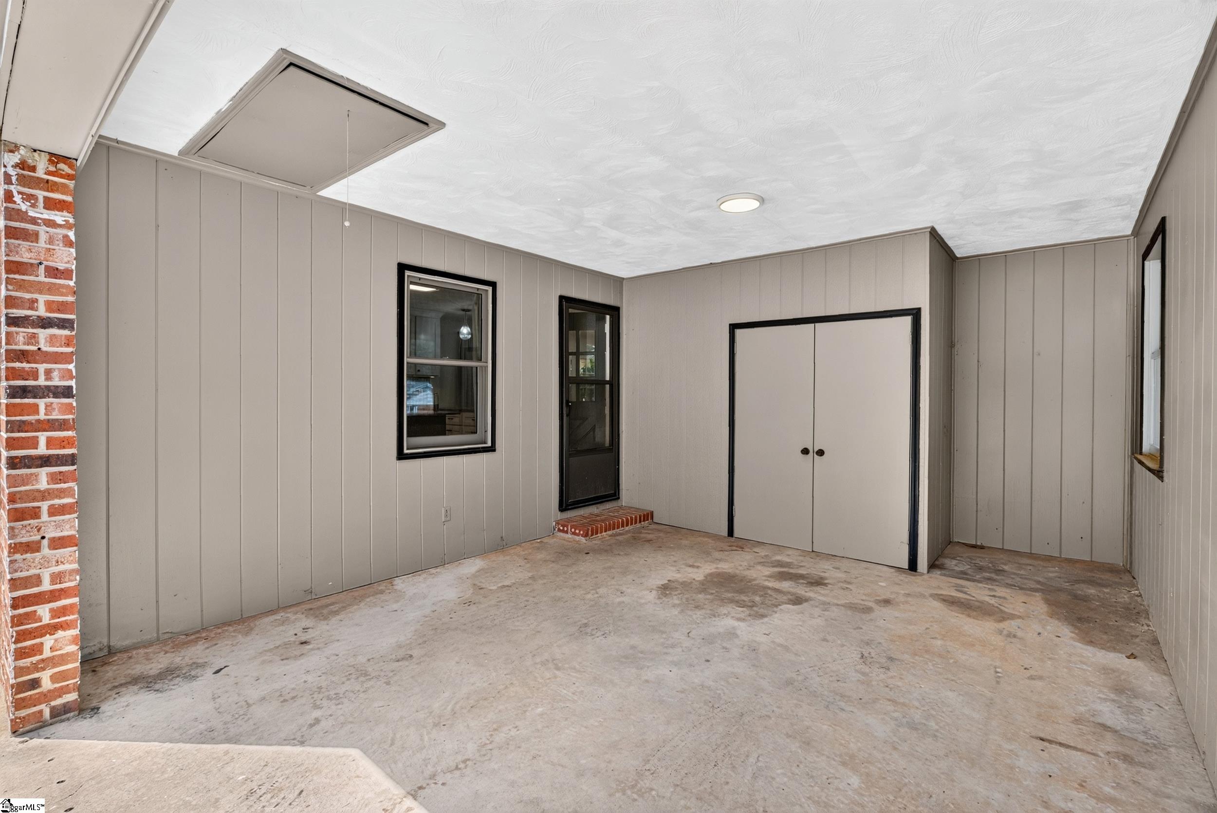 617 Sharondale Court Property Photo 27