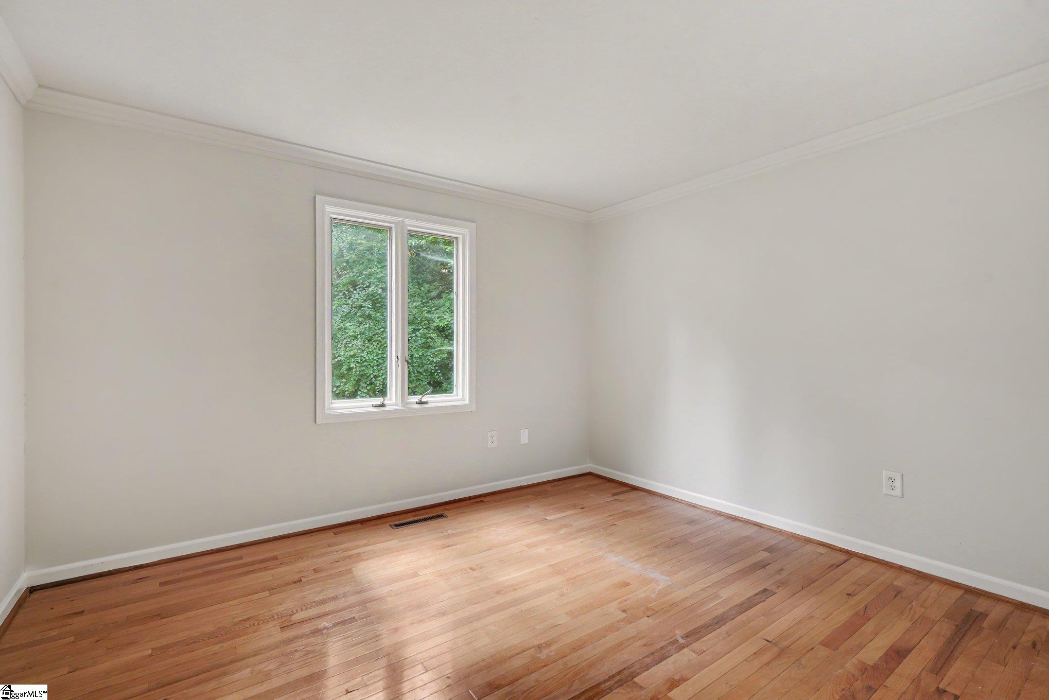 210 Lakeview Drive Property Photo 16
