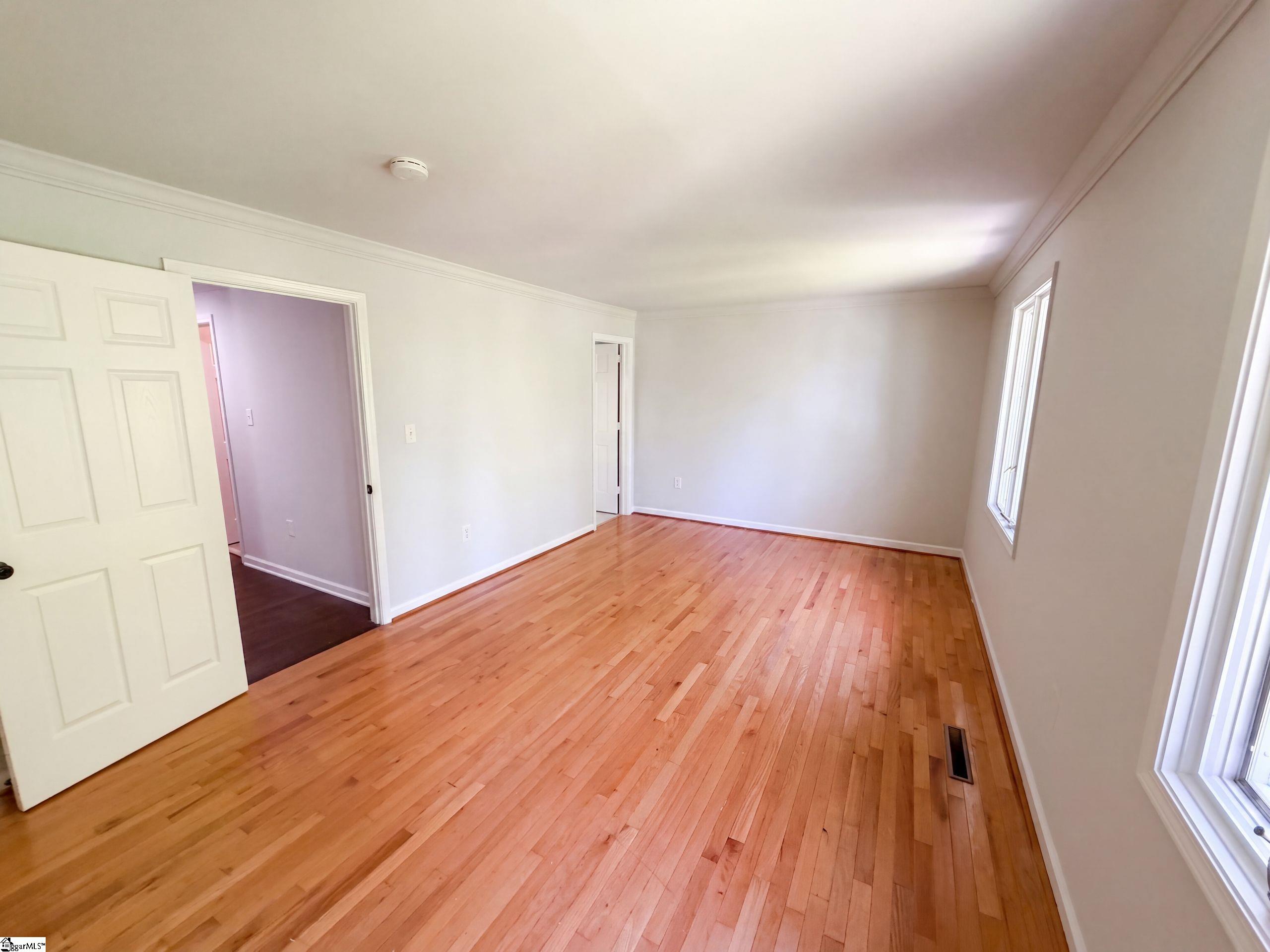 210 Lakeview Drive Property Photo 17