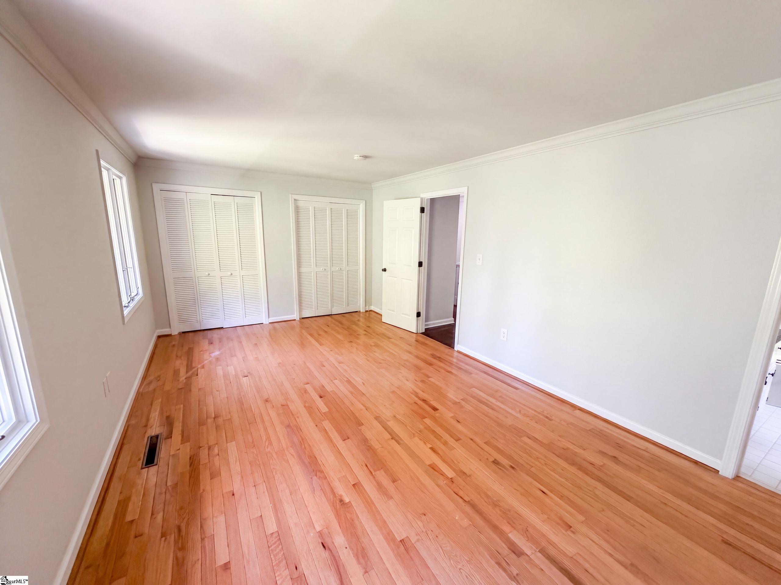 210 Lakeview Drive Property Photo 18