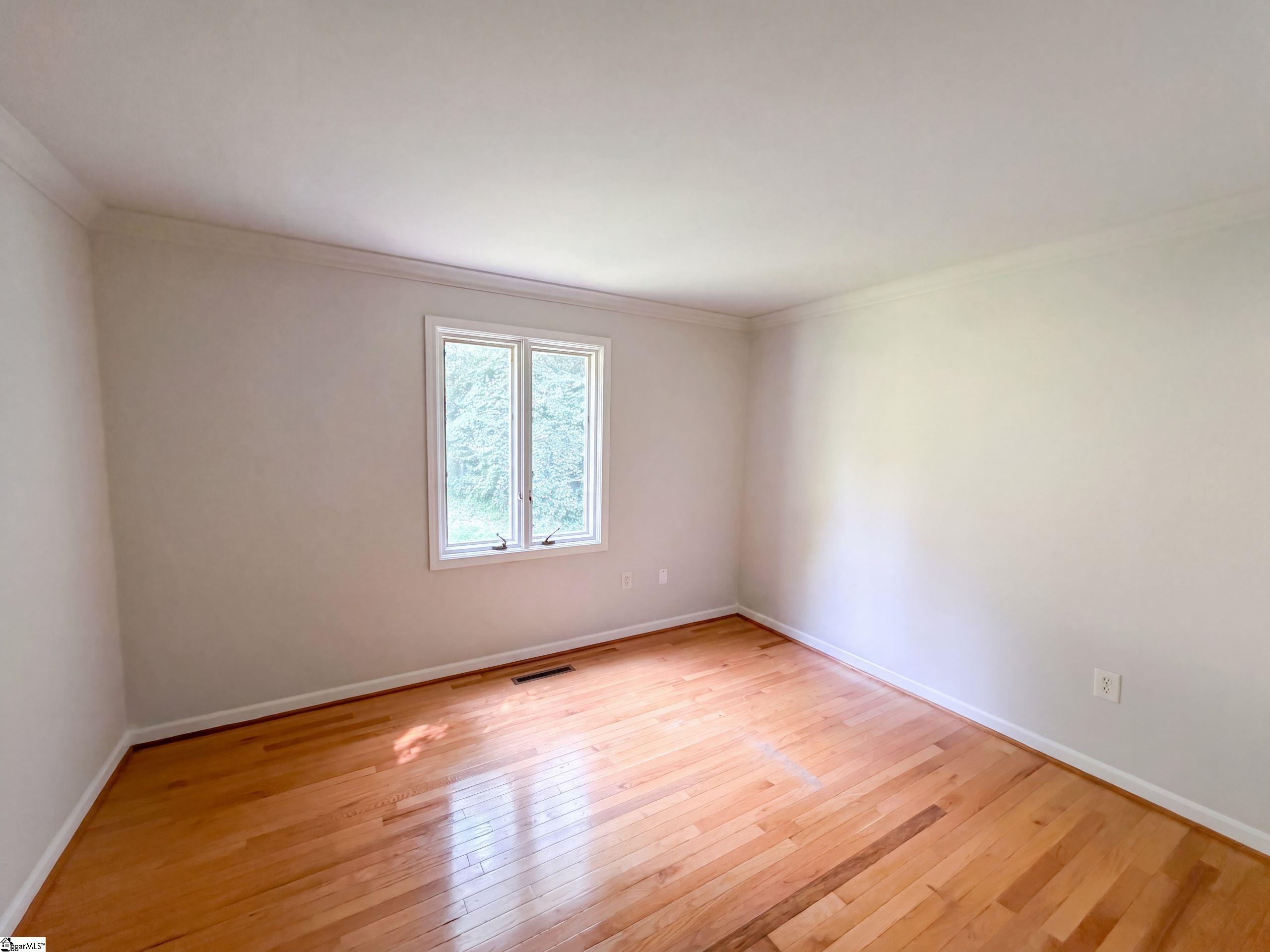 210 Lakeview Drive Property Photo 20