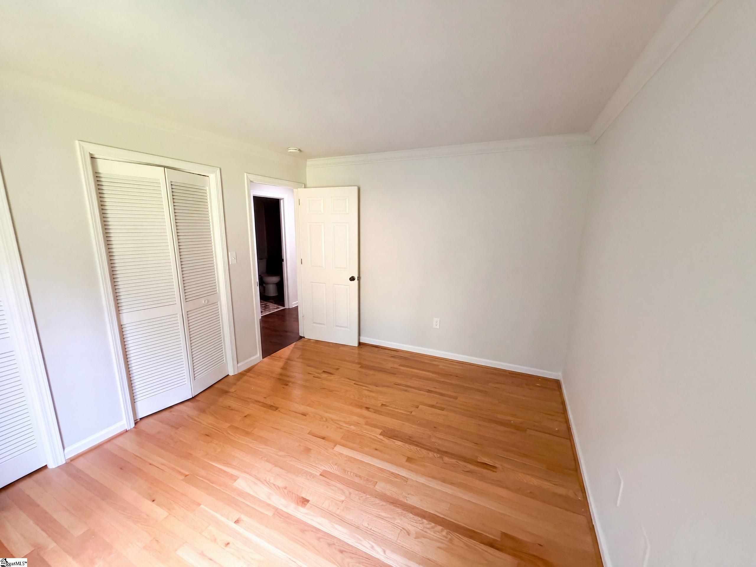 210 Lakeview Drive Property Photo 25