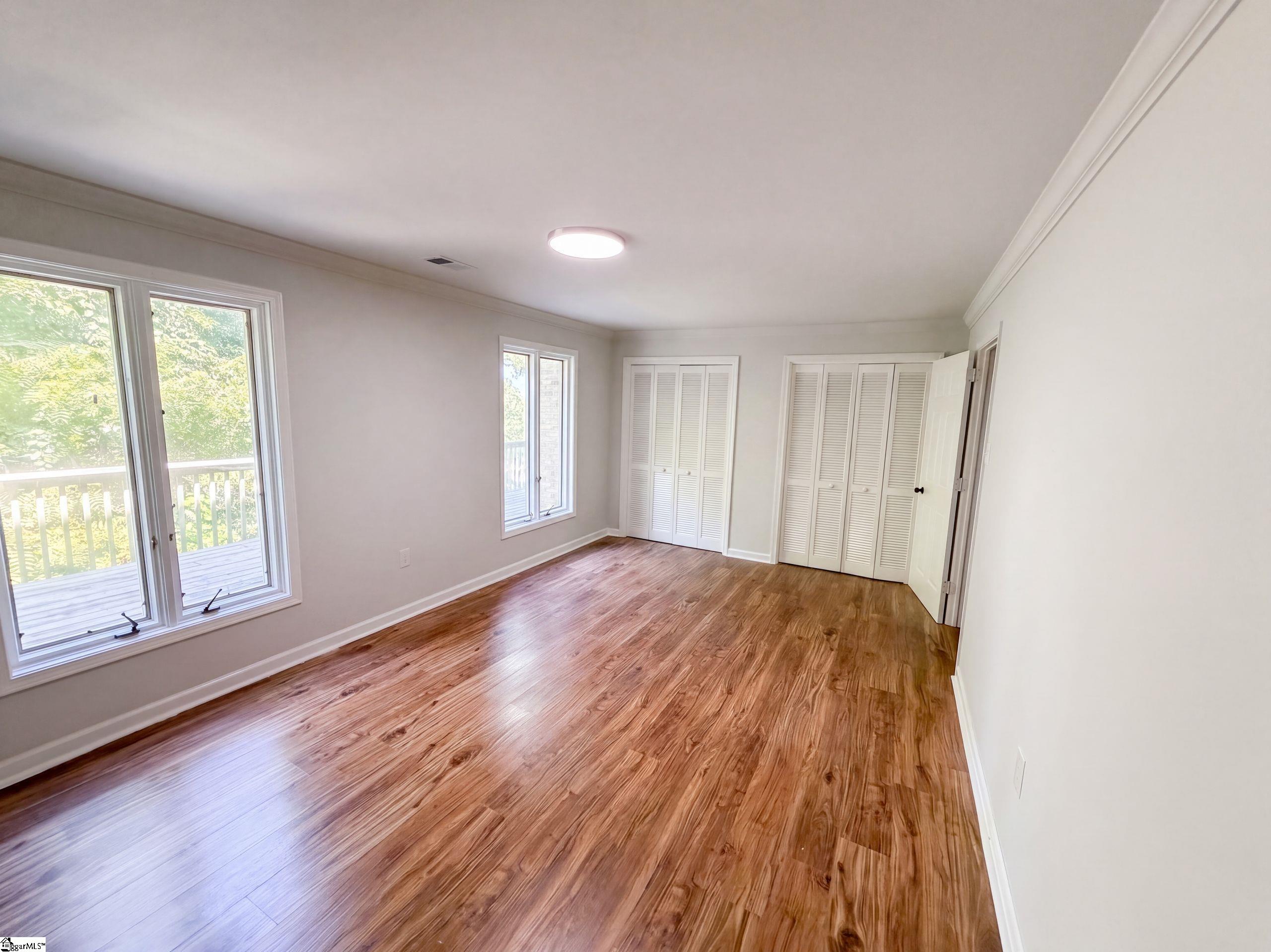 210 Lakeview Drive Property Photo 28