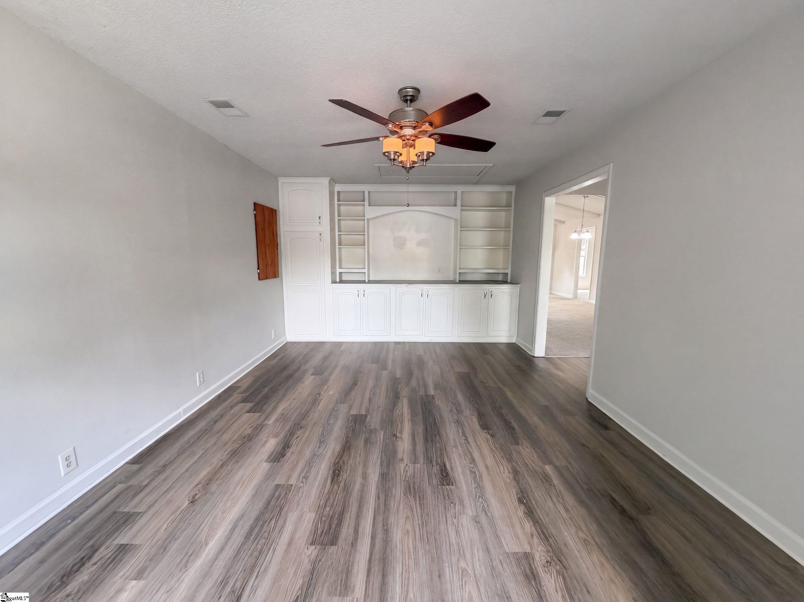 108 Woodcock Court Property Photo 24