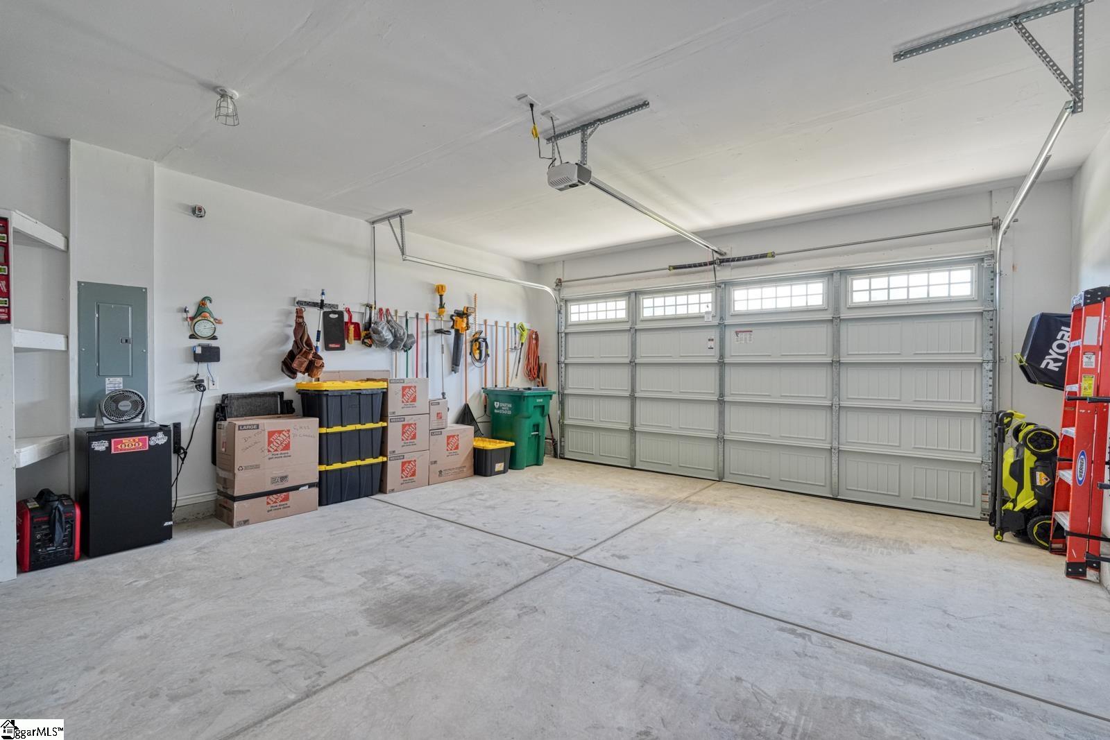 7044 Glass Court Property Photo 44
