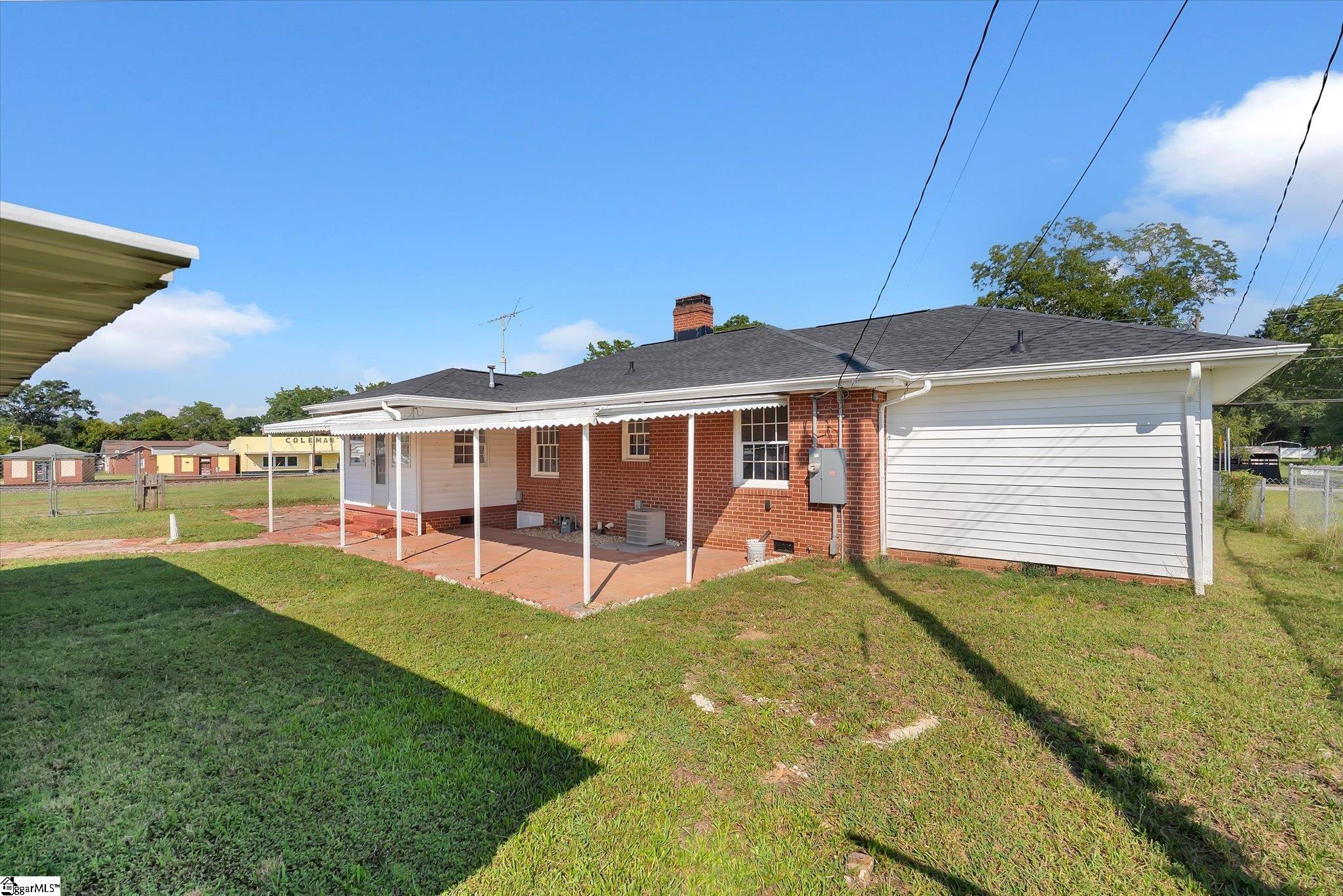 181 N Highway 150 Property Photo 31