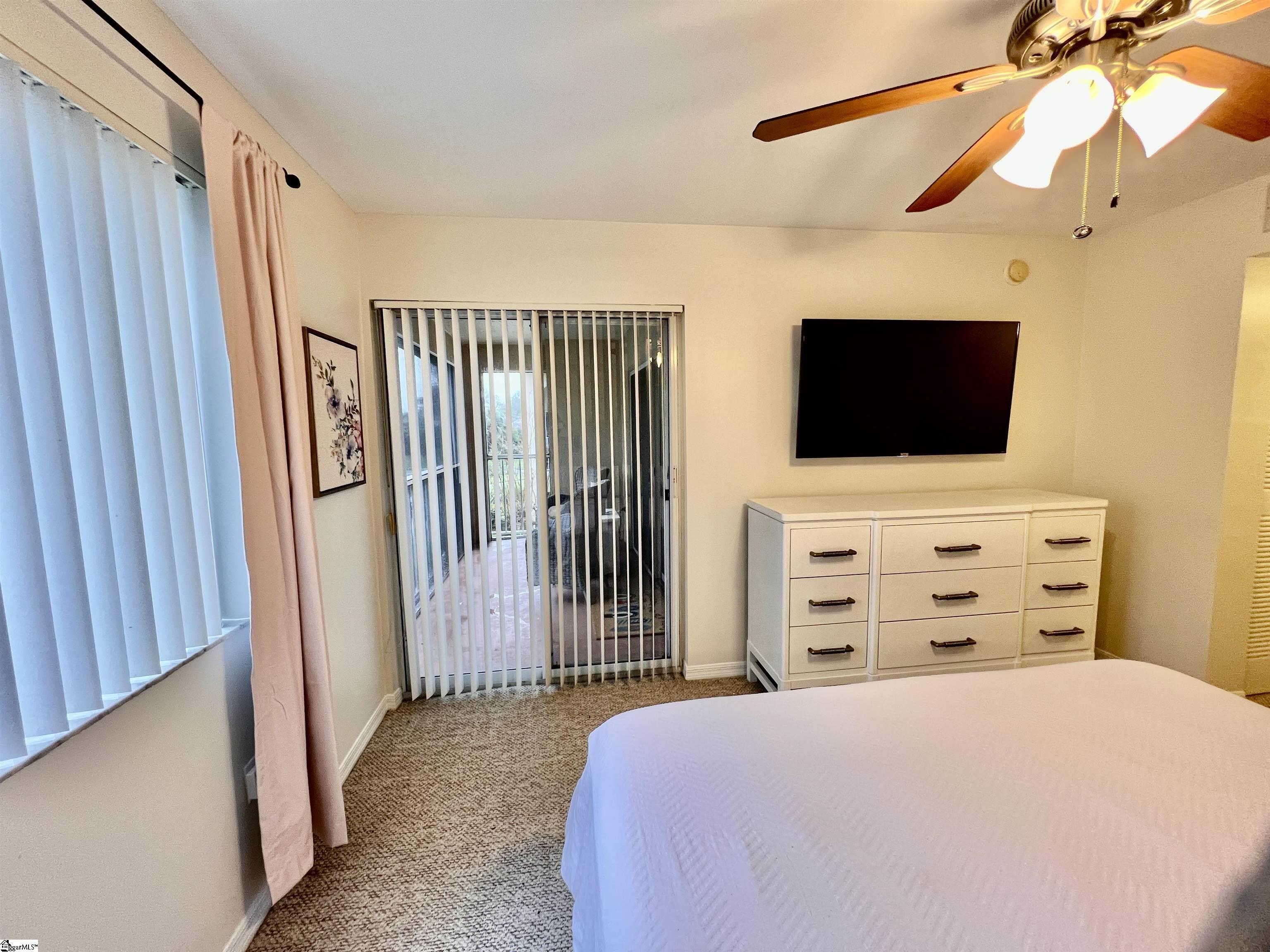 1590 S 42nd Circle Property Photo 16
