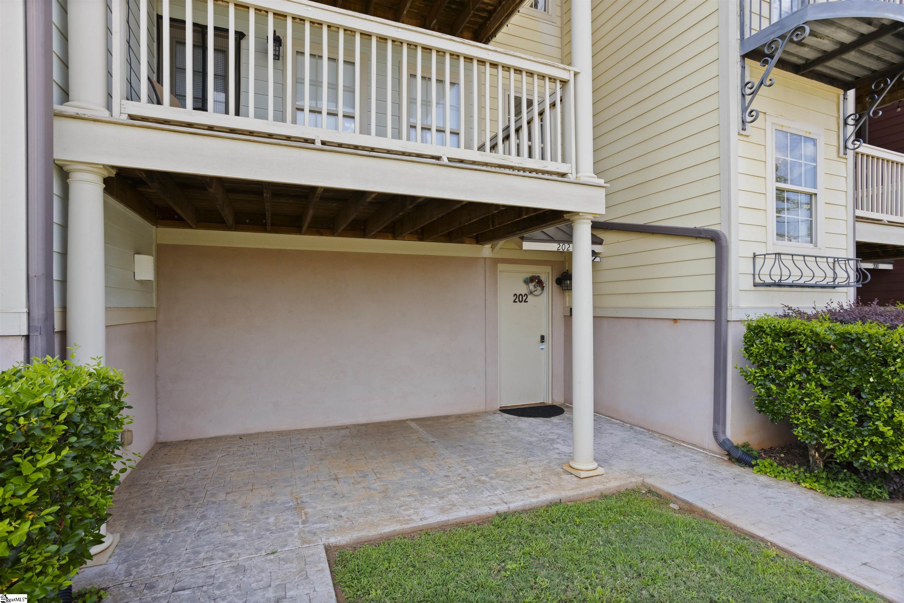 202 S Memminger Street Property Photo 36