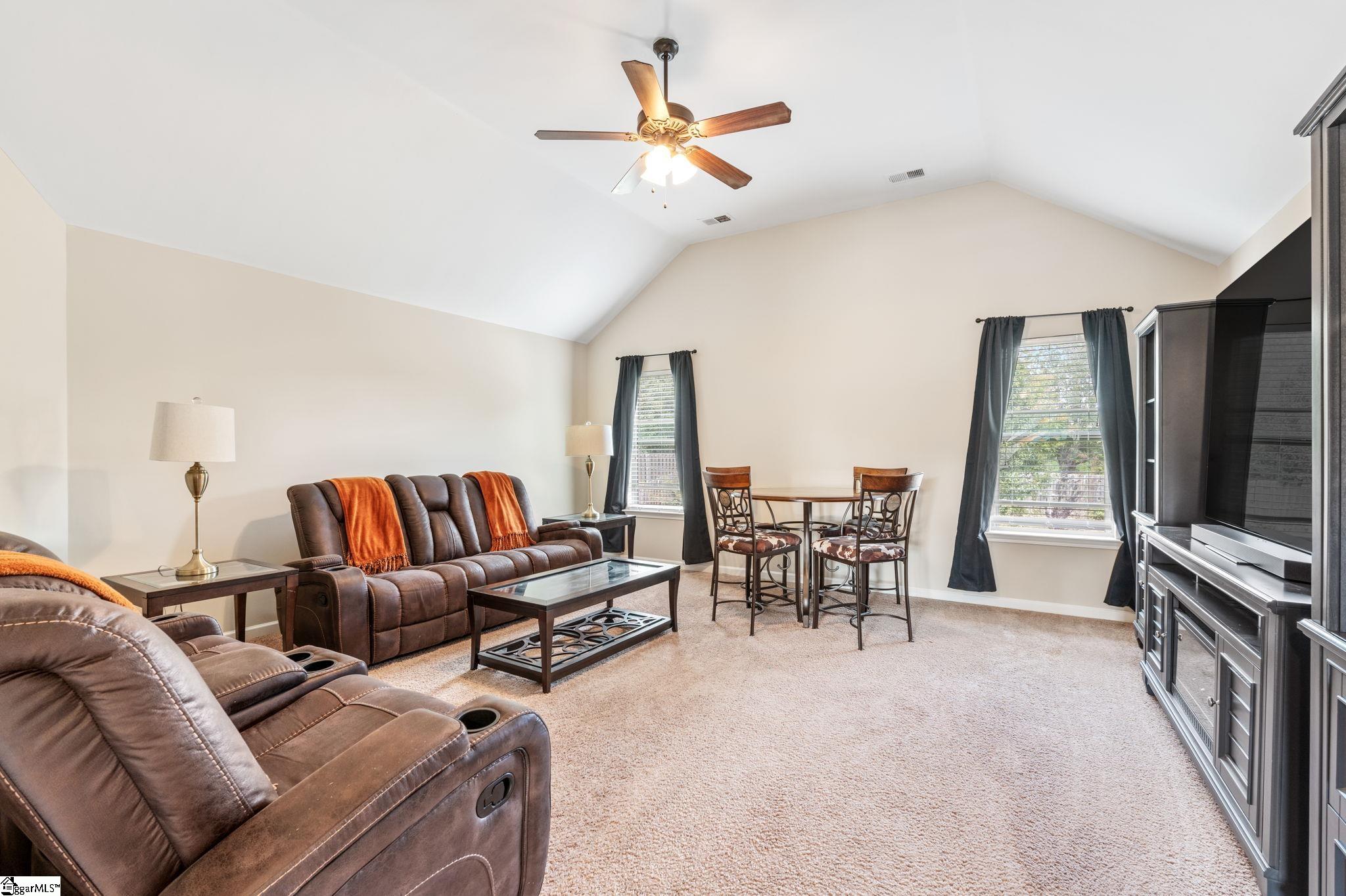 16 Verdana Court Property Photo 29