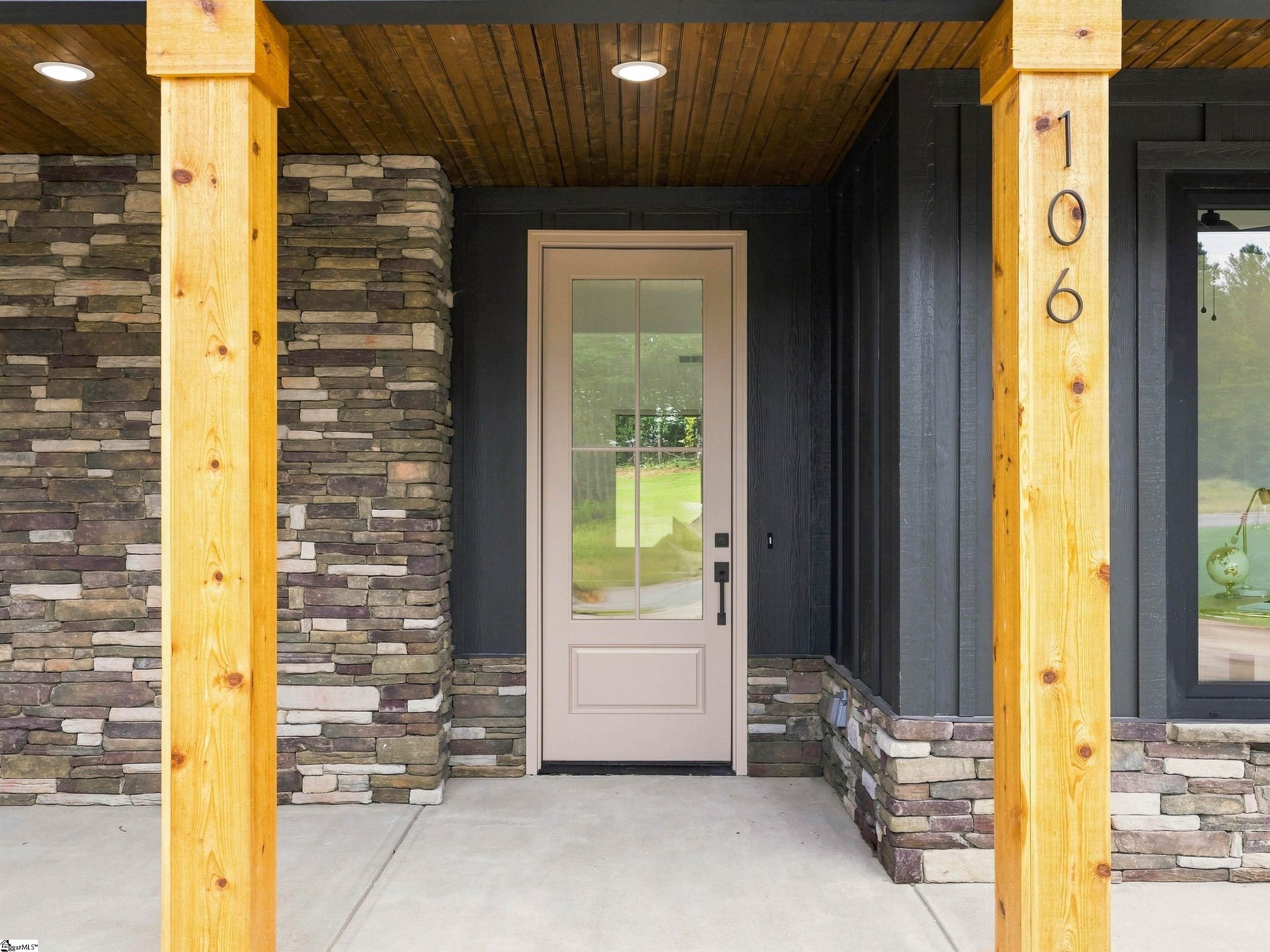 106 Joyful Court Property Photo 3