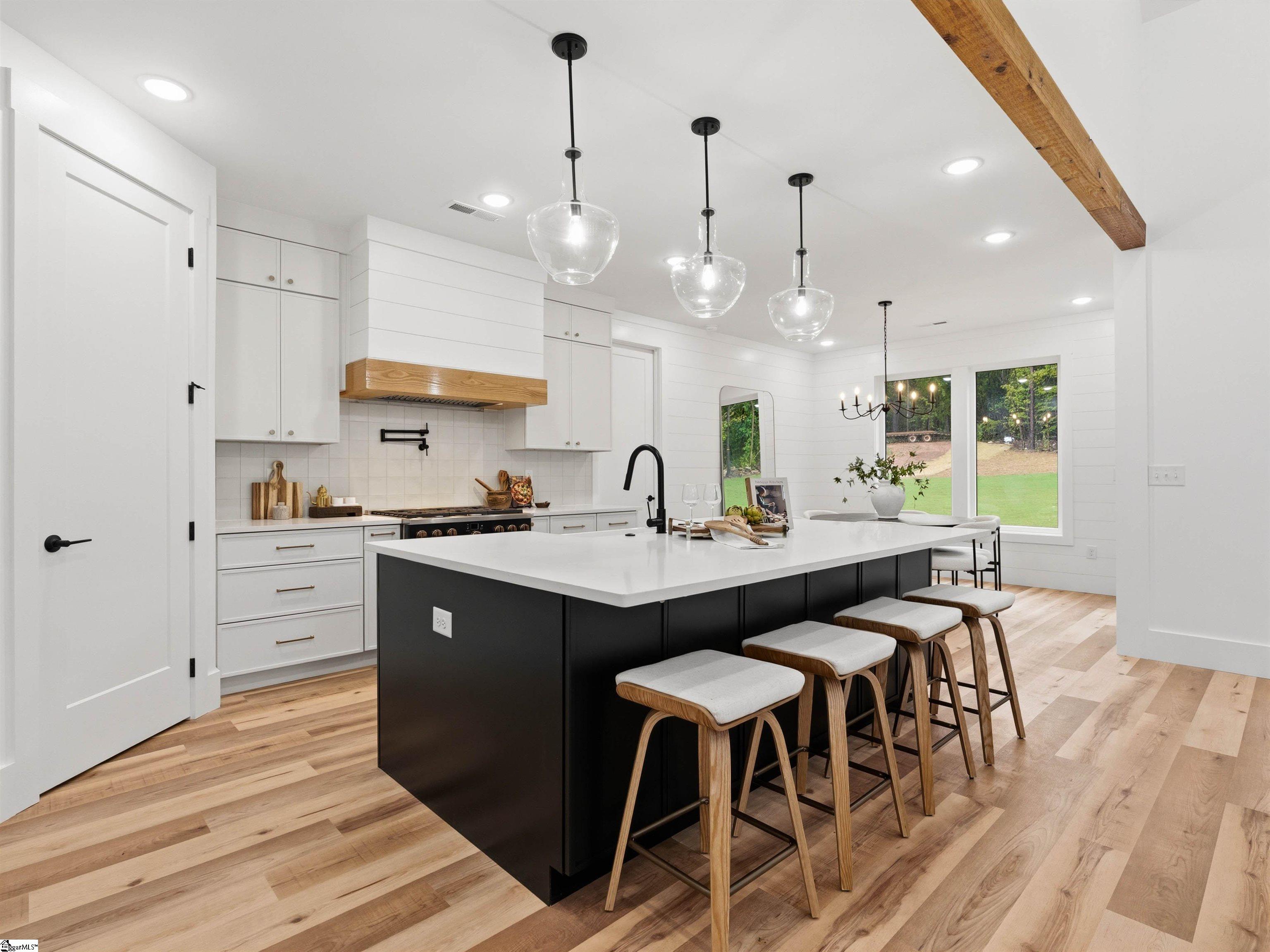 106 Joyful Court Property Photo 9