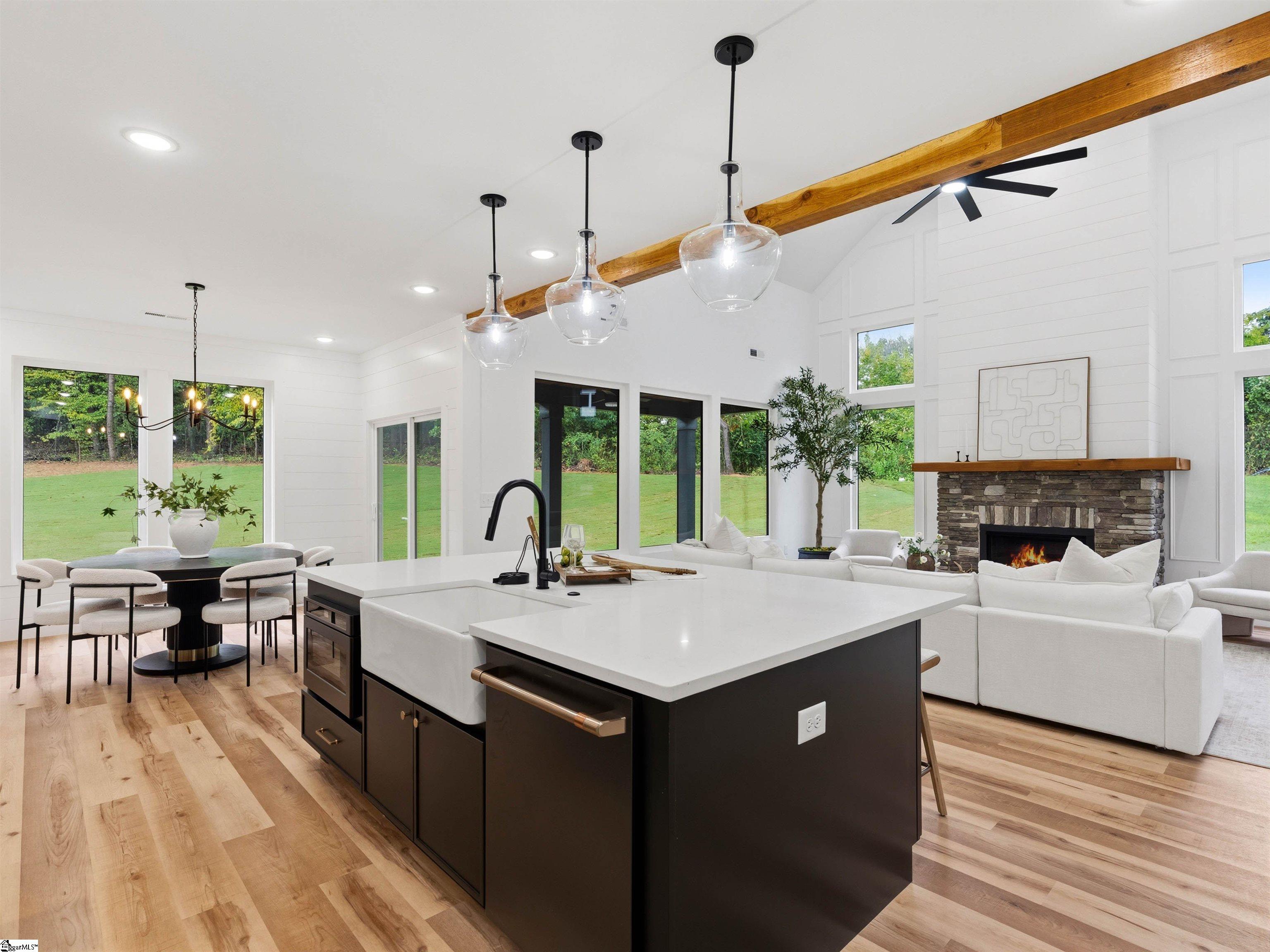 106 Joyful Court Property Photo 11