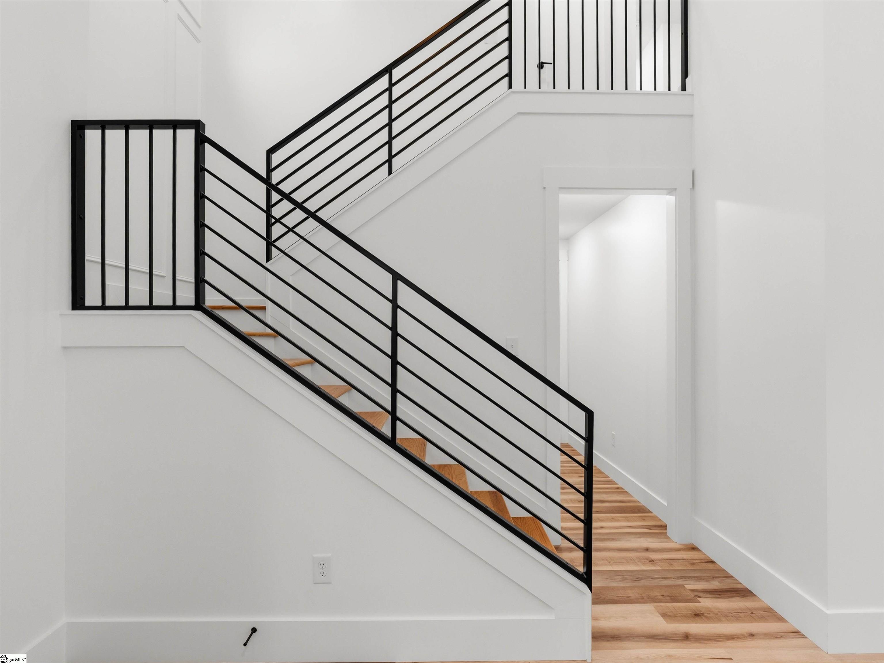 106 Joyful Court Property Photo 34
