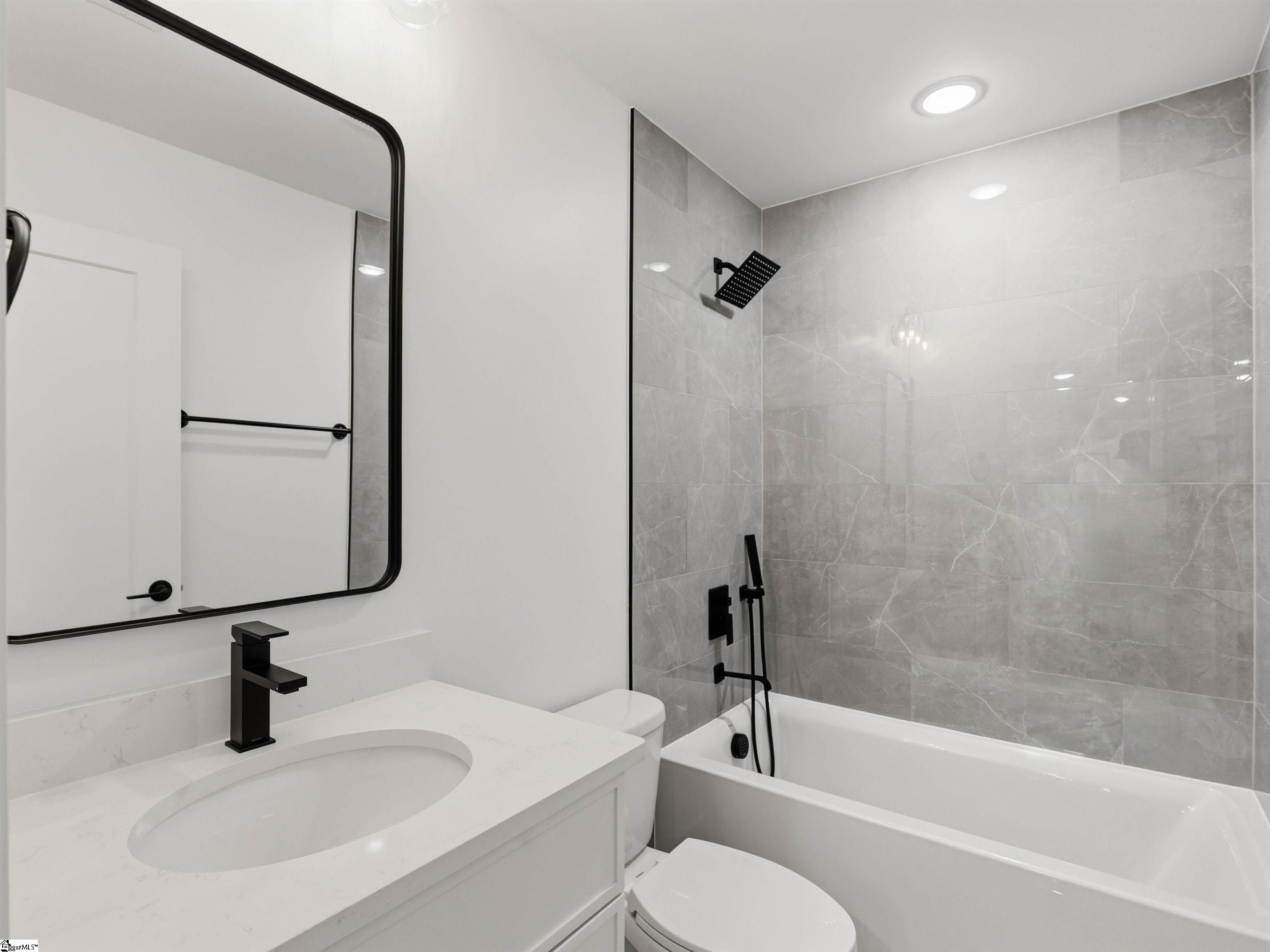 106 Joyful Court Property Photo 41