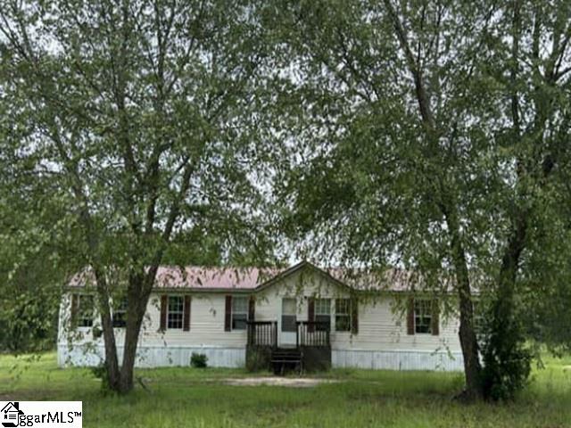 451 Crestview Drive Property Photo 1
