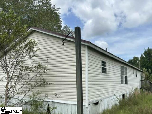 451 Crestview Drive Property Photo 3