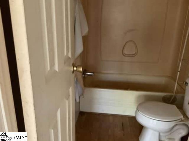 451 Crestview Drive Property Photo 8