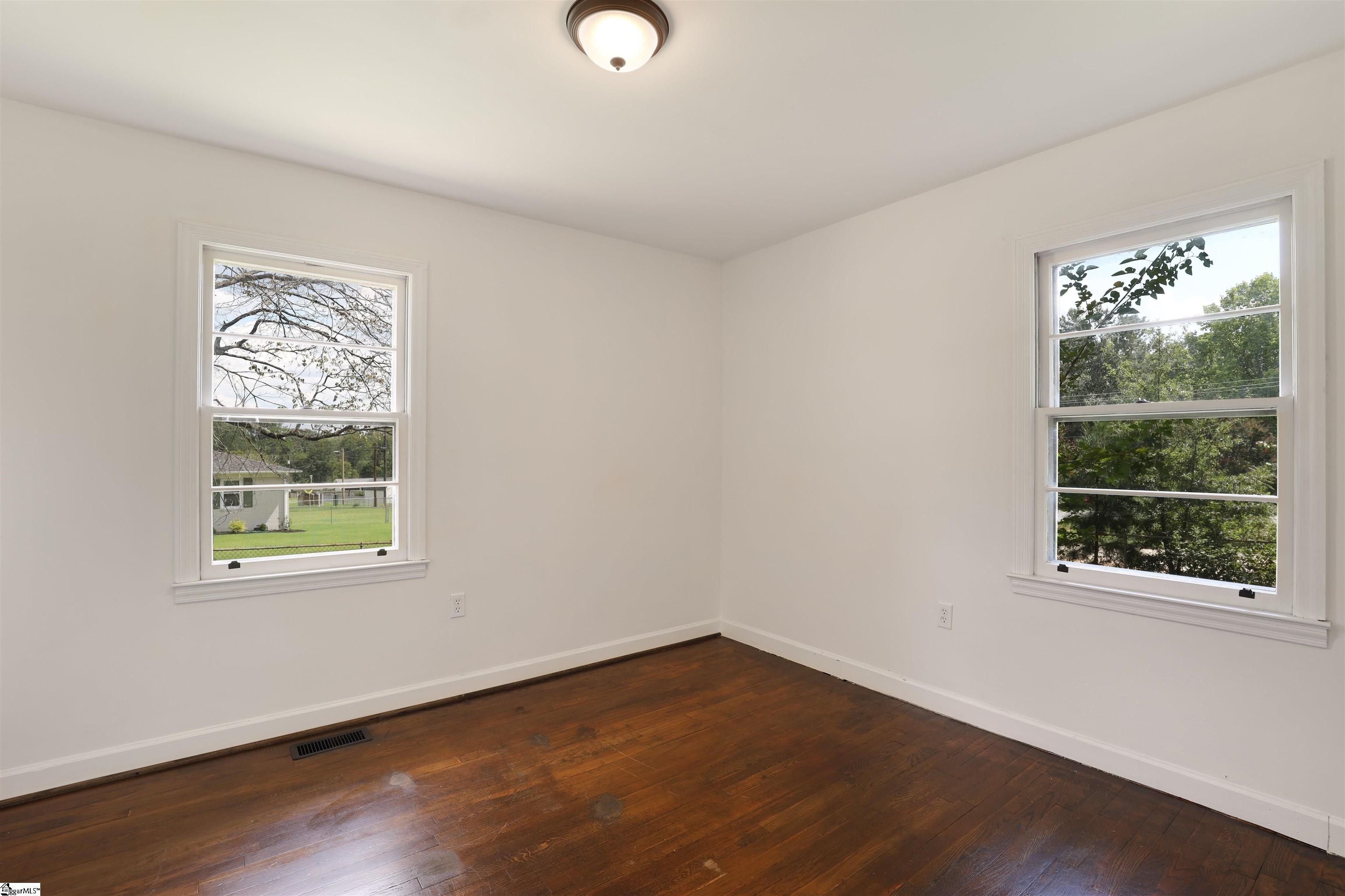 103 Belmont Circle Property Photo 14