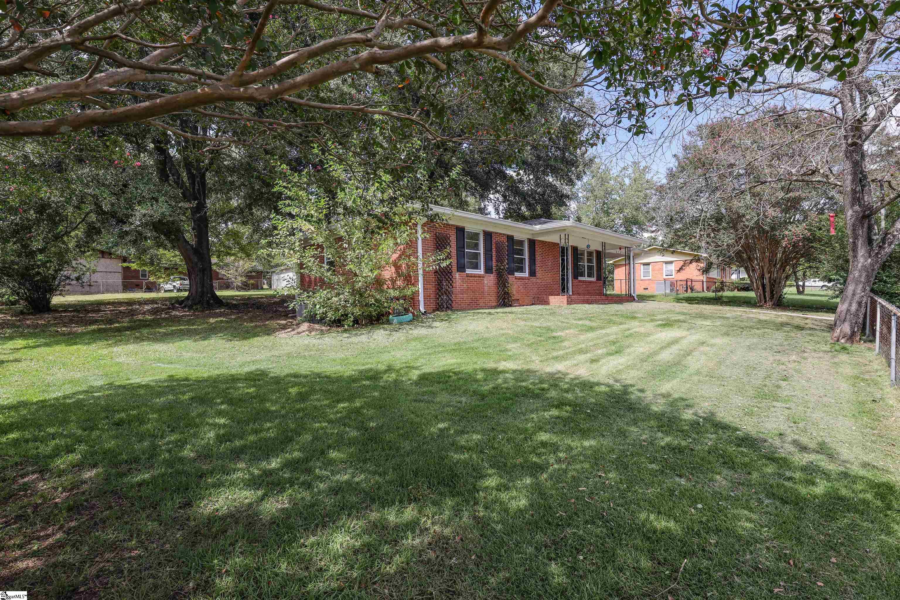 103 Belmont Circle Property Photo 23