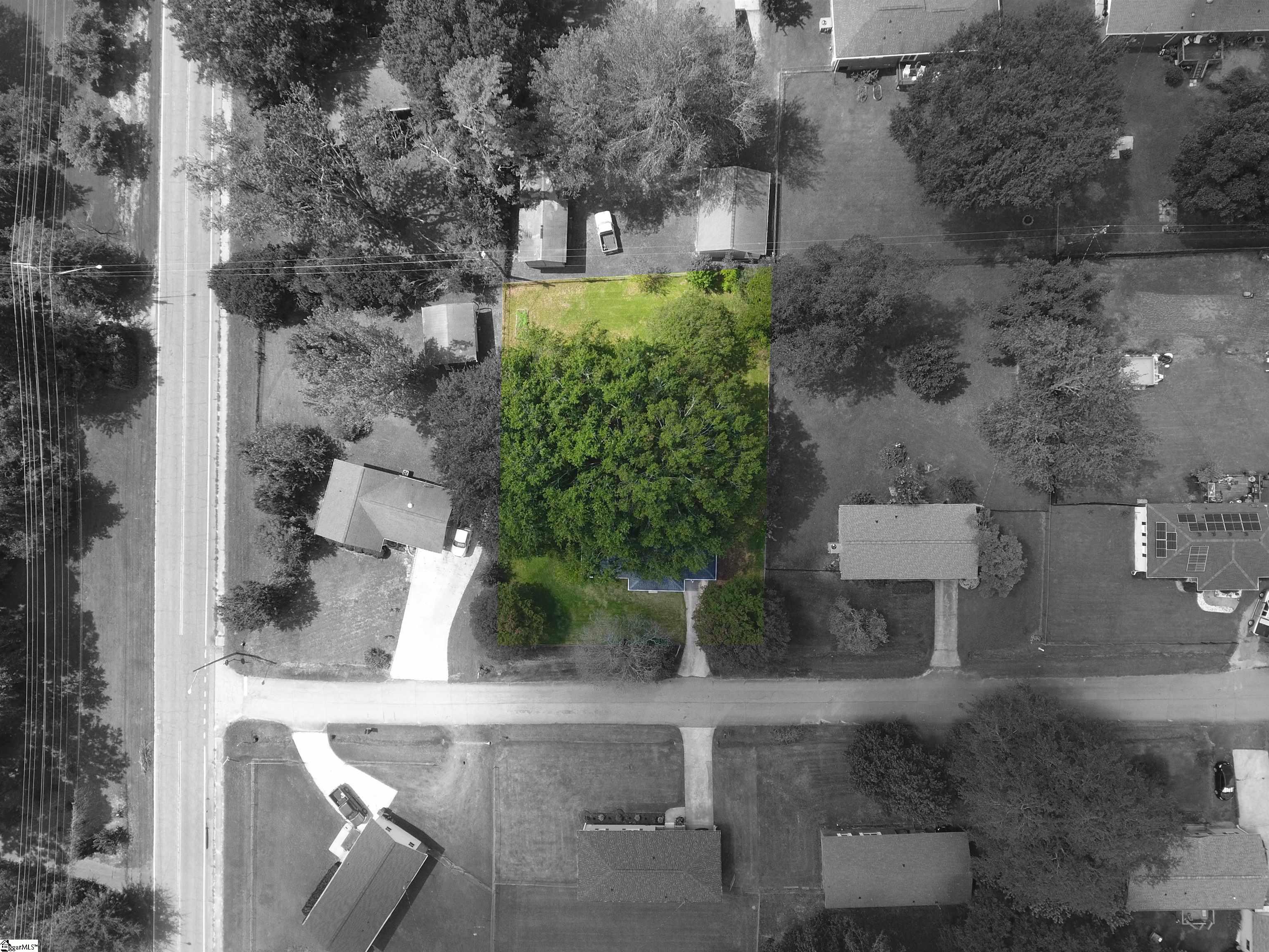 103 Belmont Circle Property Photo 28