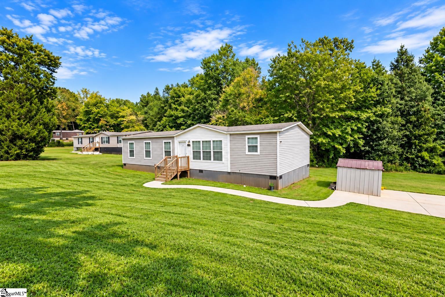 200 Eva Plaza Property Photo 1