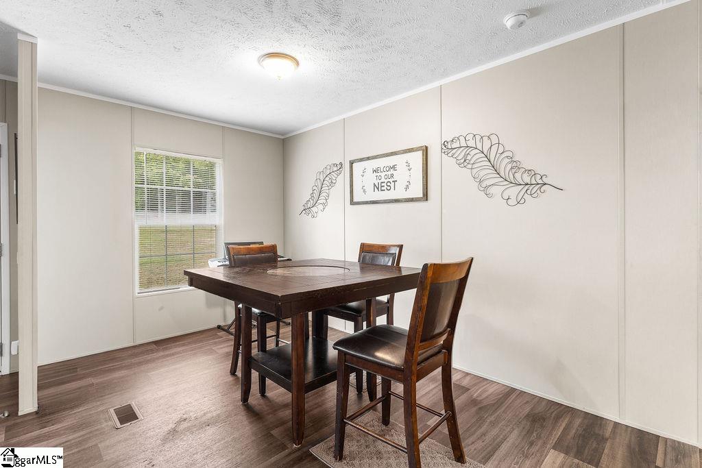 200 Eva Plaza Property Photo 11
