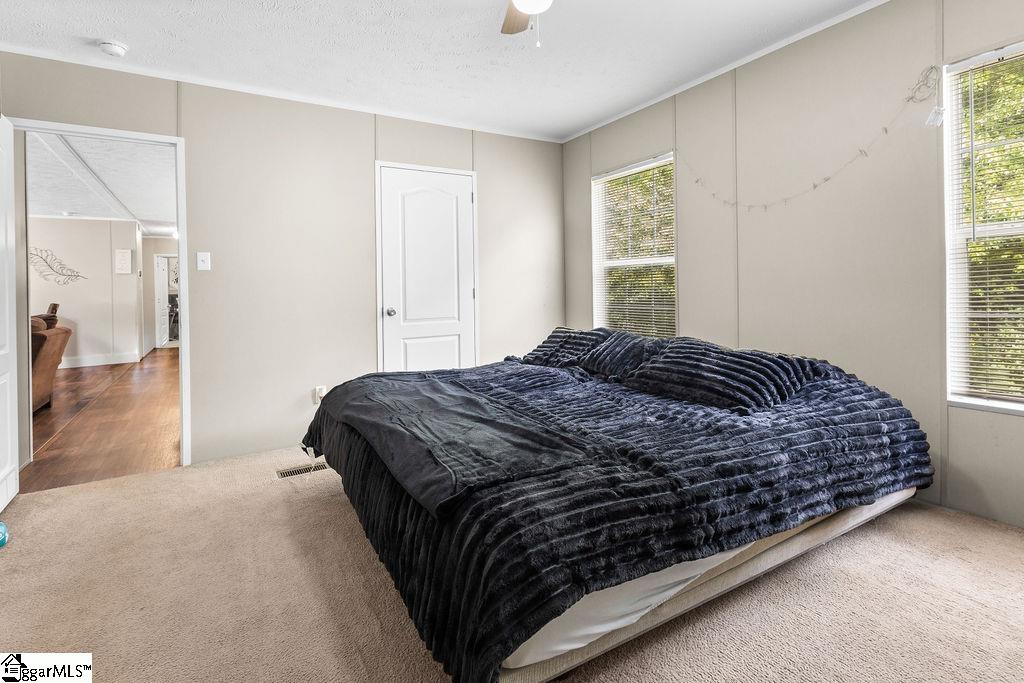 200 Eva Plaza Property Photo 17
