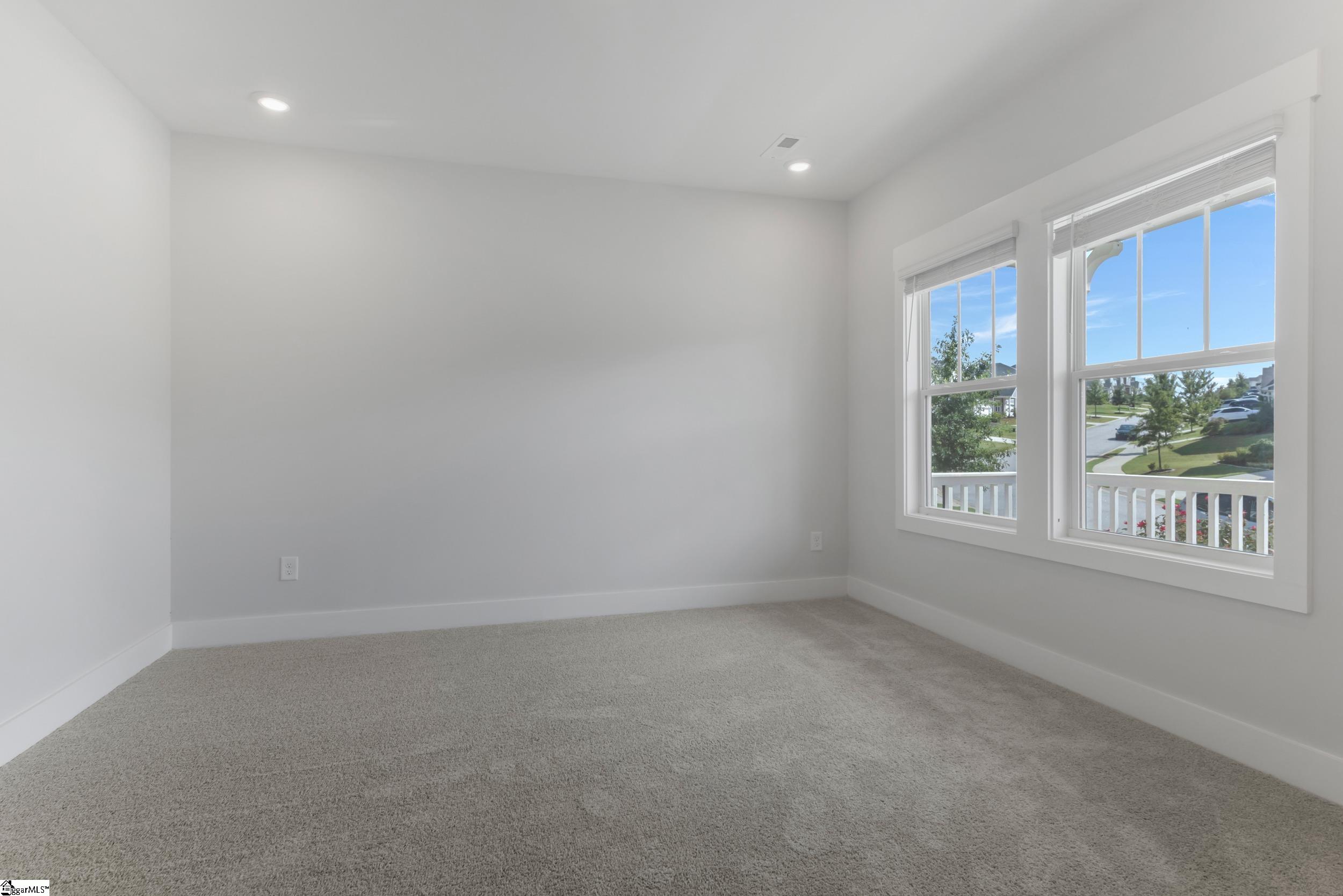 315 Pewter Circle Property Photo 5
