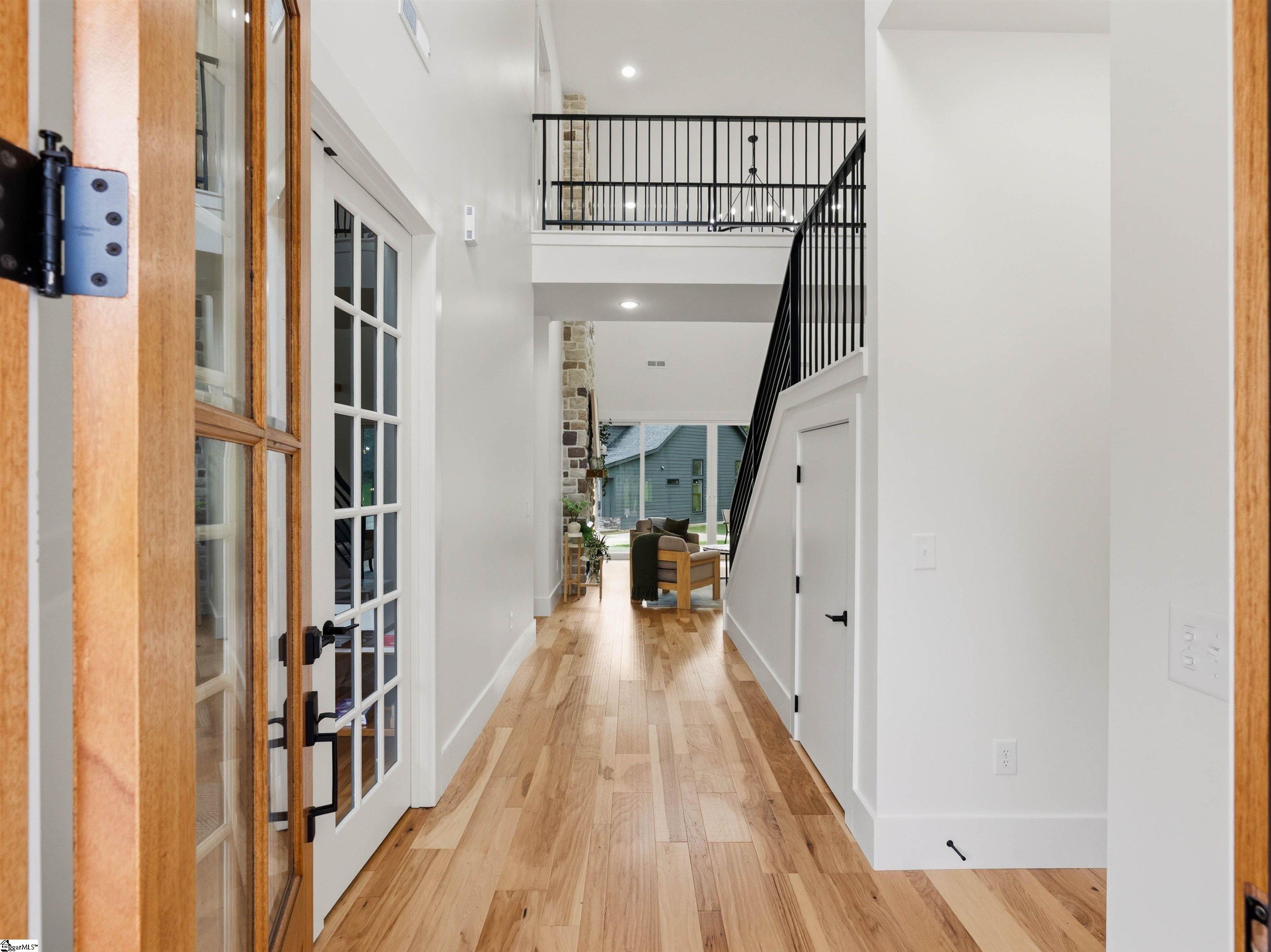 102 Joyful Court Property Photo 6