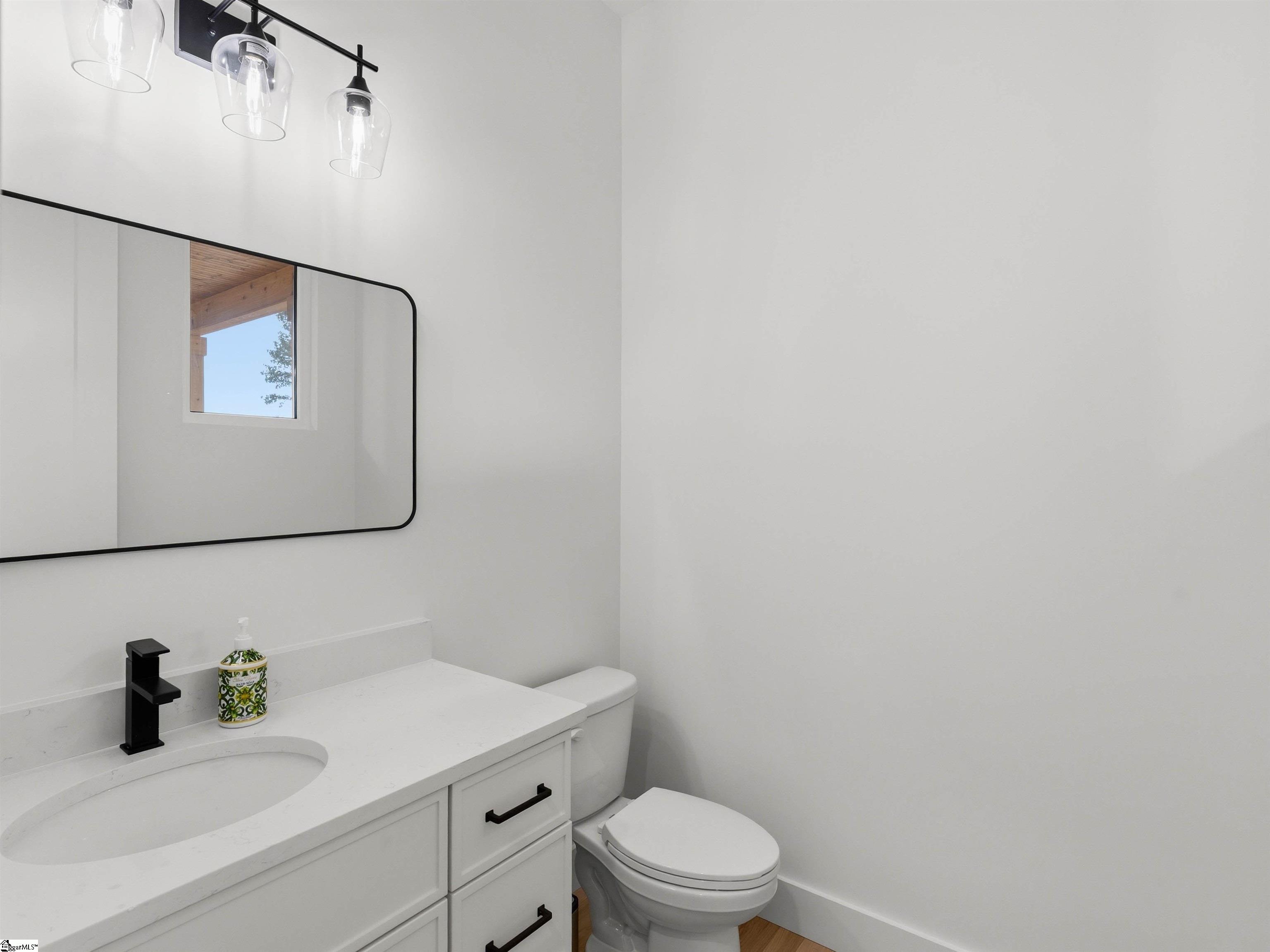 102 Joyful Court Property Photo 9