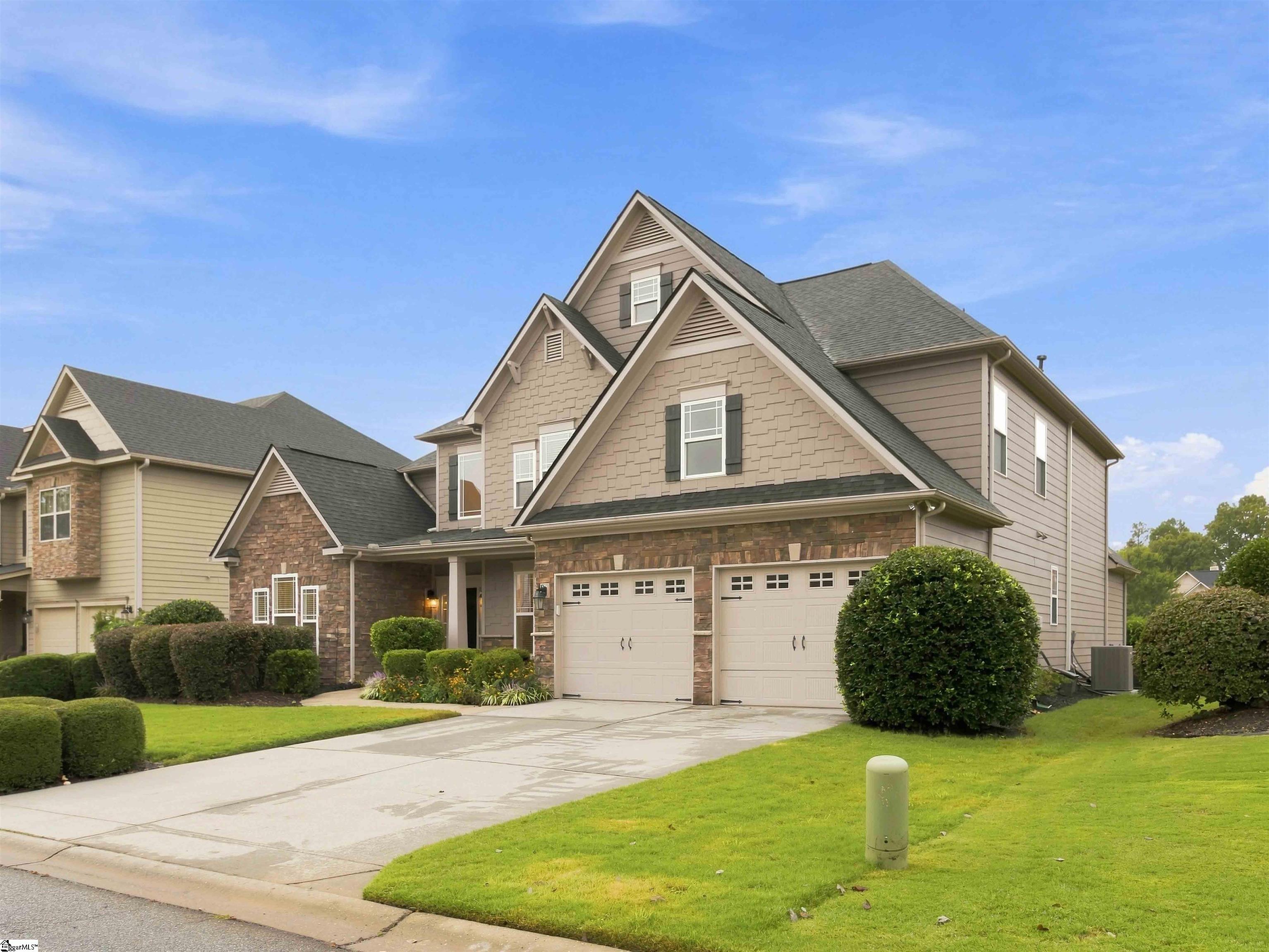 11 Roanoke Hills Court Property Photo 4