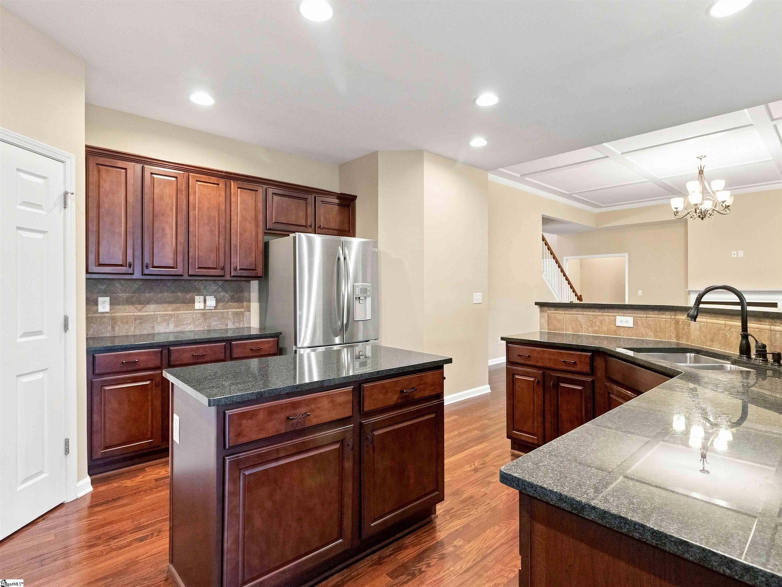 11 Roanoke Hills Court Property Photo 22