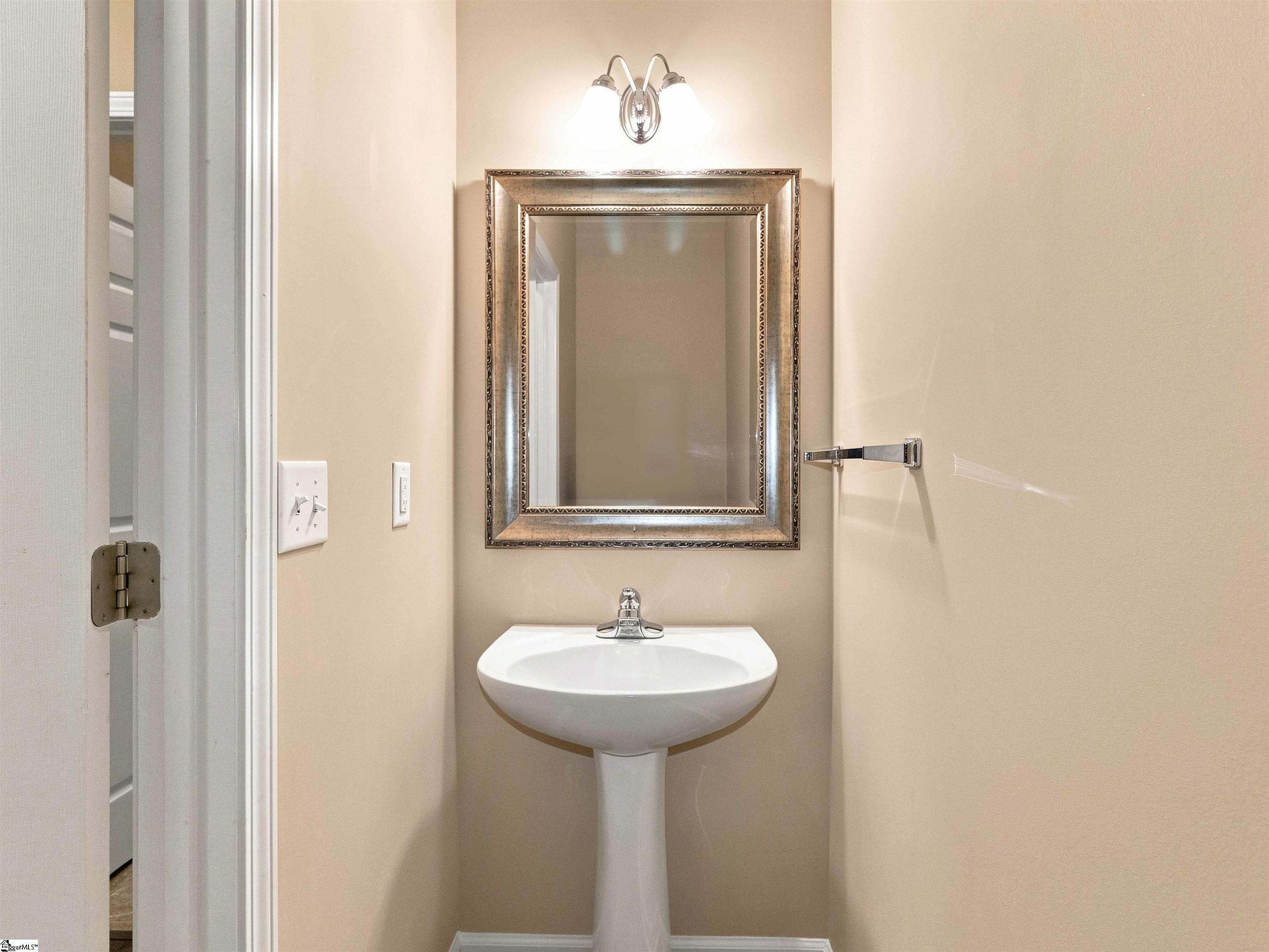 11 Roanoke Hills Court Property Photo 30