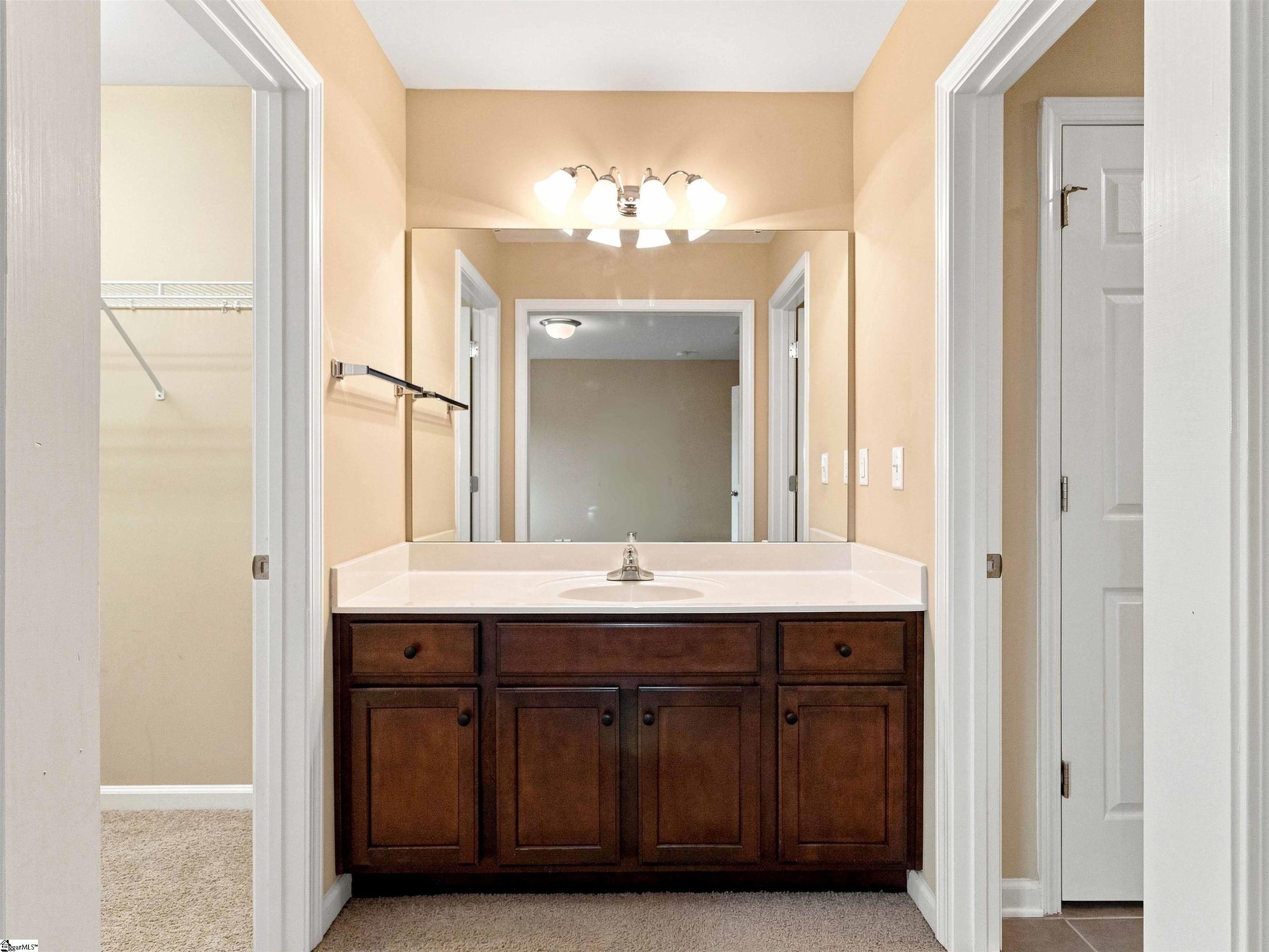 11 Roanoke Hills Court Property Photo 37
