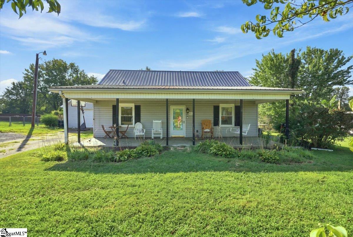 1051 Ezell Road Property Photo 2