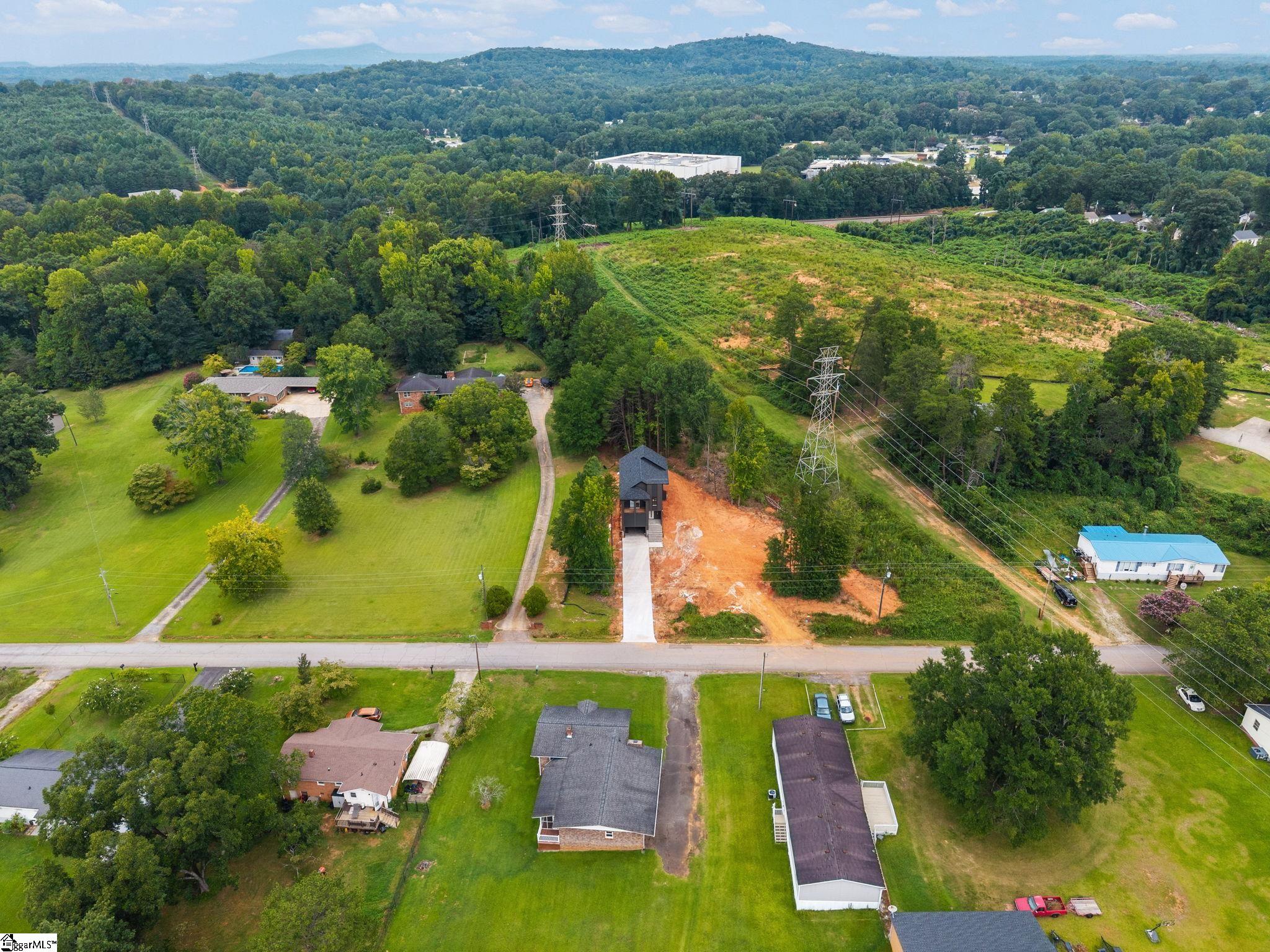1010 Highland Road Property Photo 2