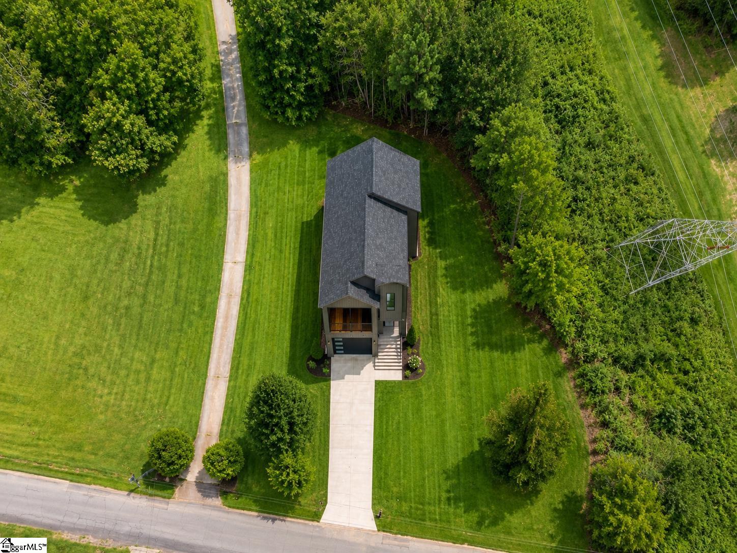 1010 Highland Road Property Photo 7