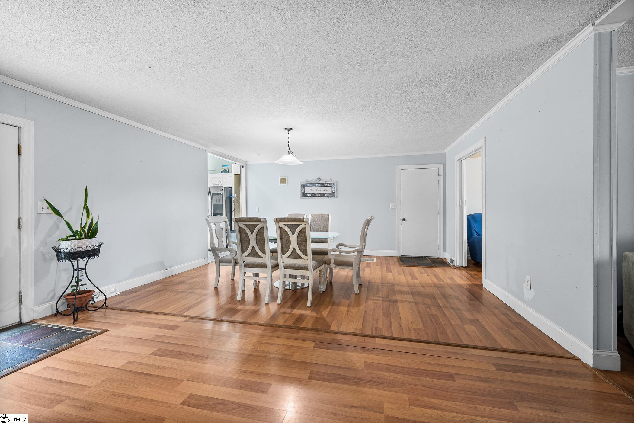 102 Ravensworth Road Property Photo 10