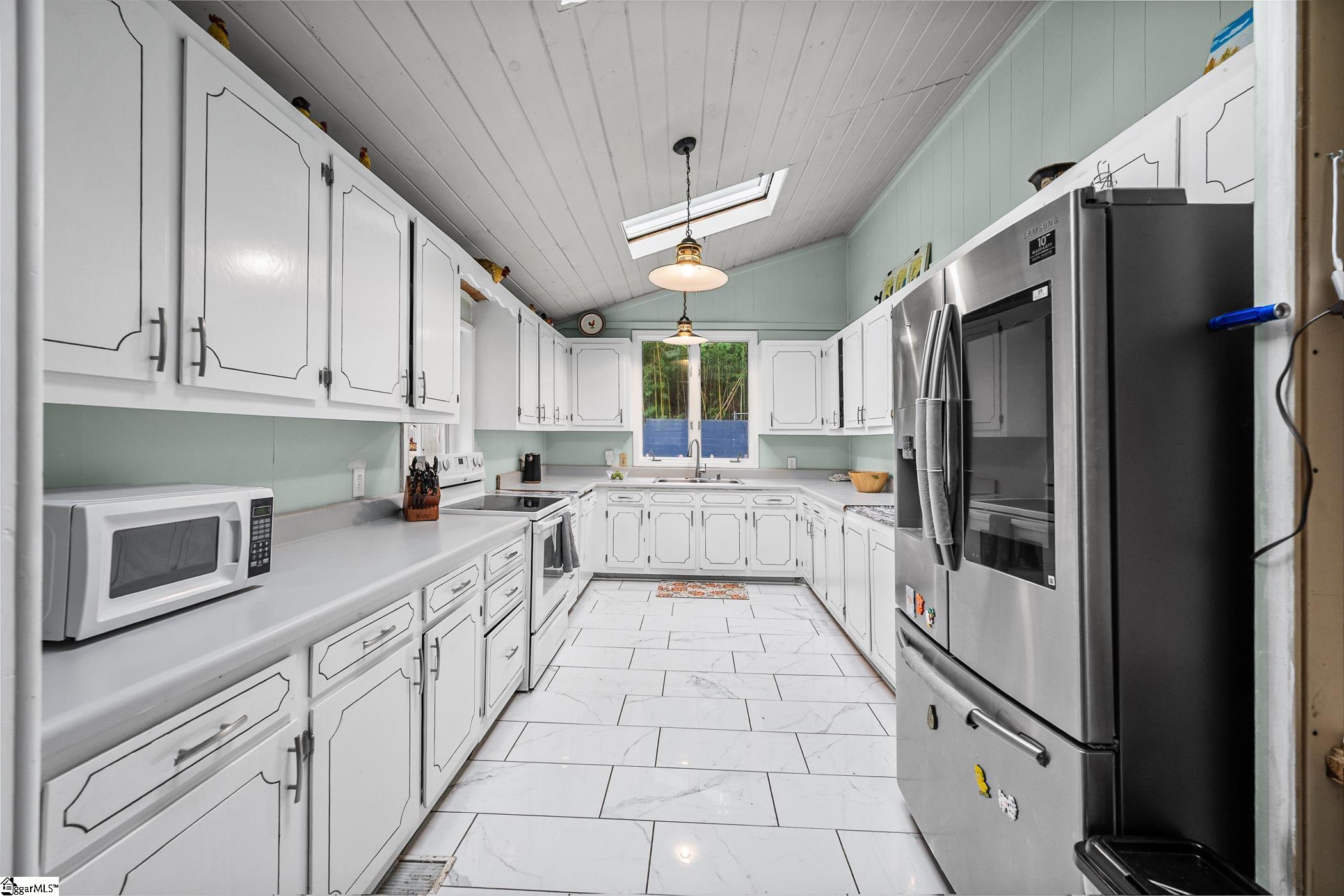 102 Ravensworth Road Property Photo 13