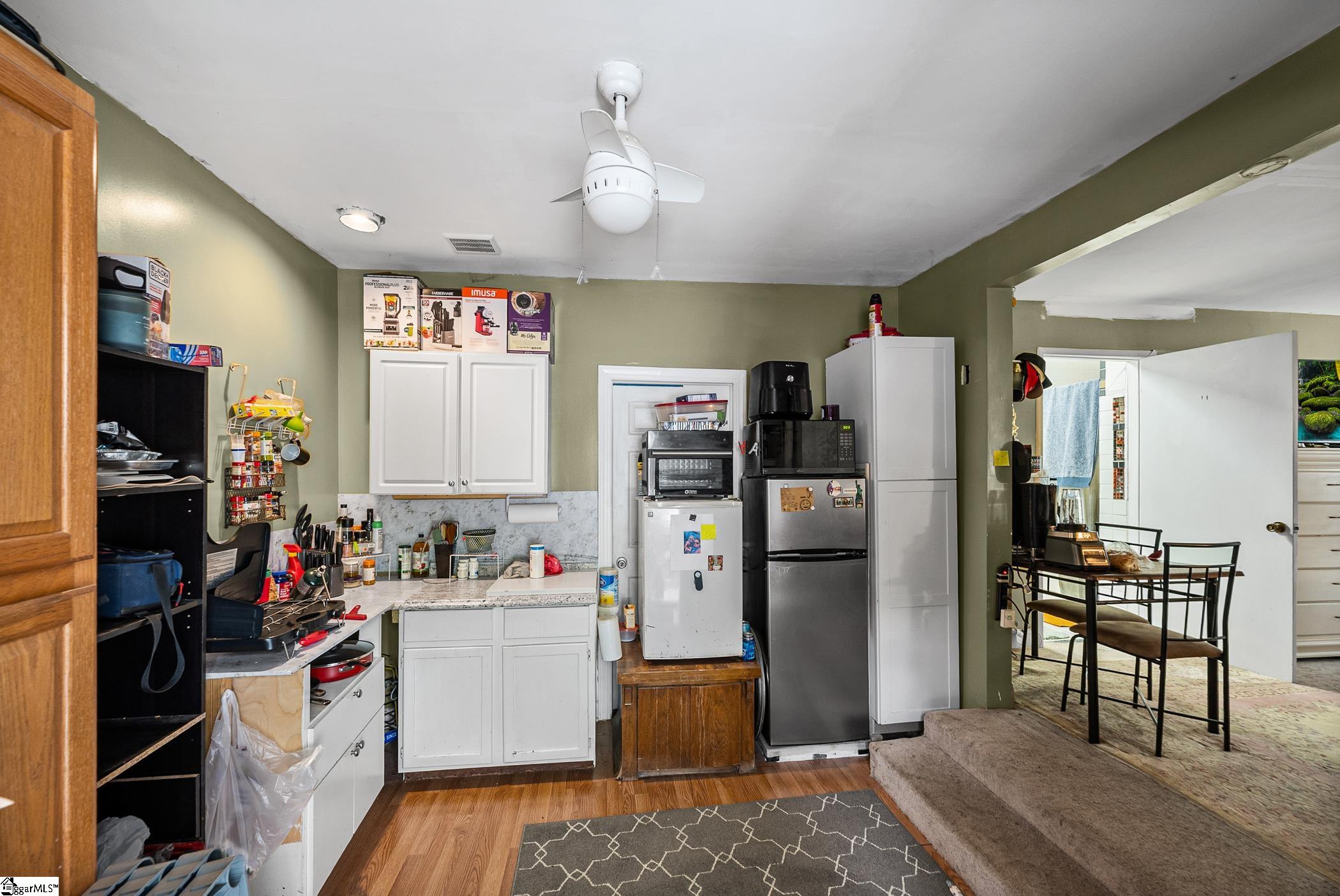 102 Ravensworth Road Property Photo 27