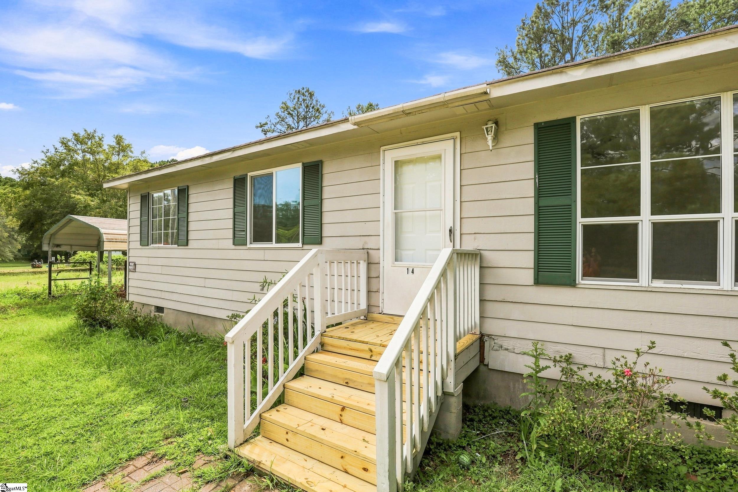 140 Joe Walker Road Property Photo 4
