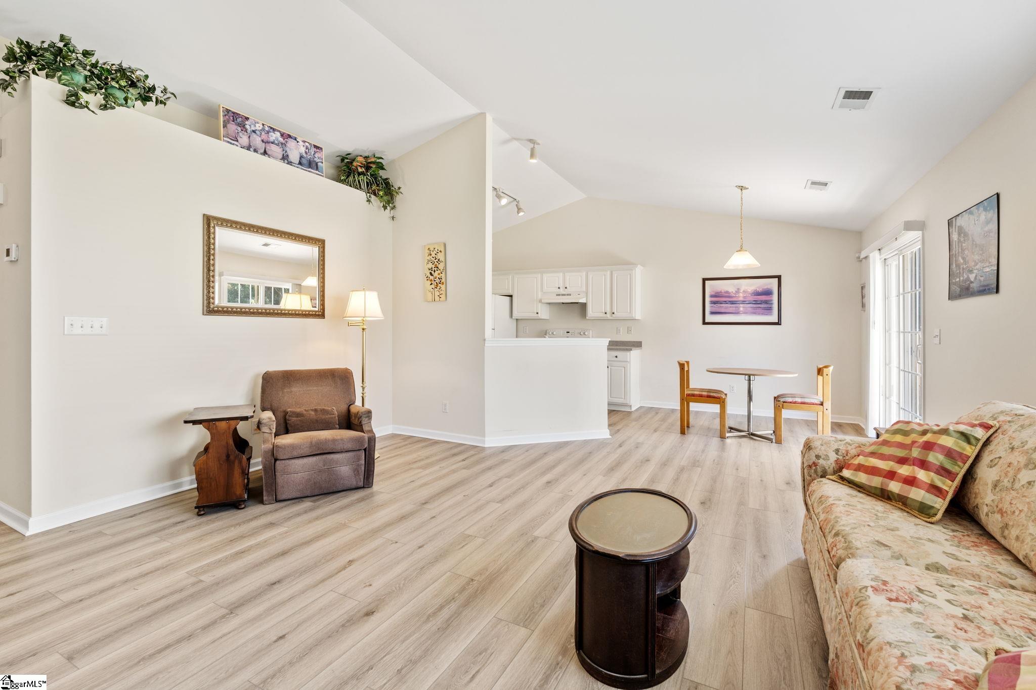 100 Becket Court Property Photo 9