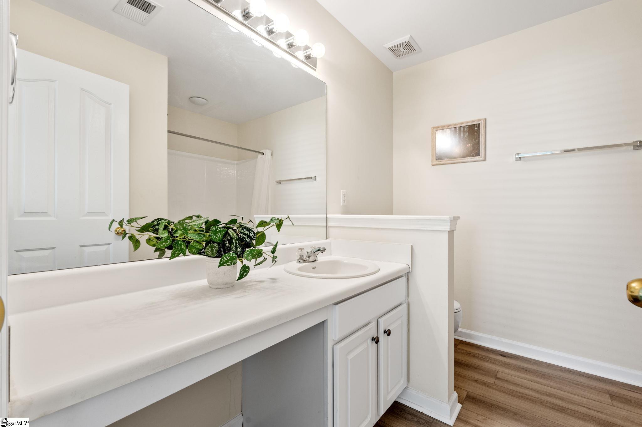100 Becket Court Property Photo 19