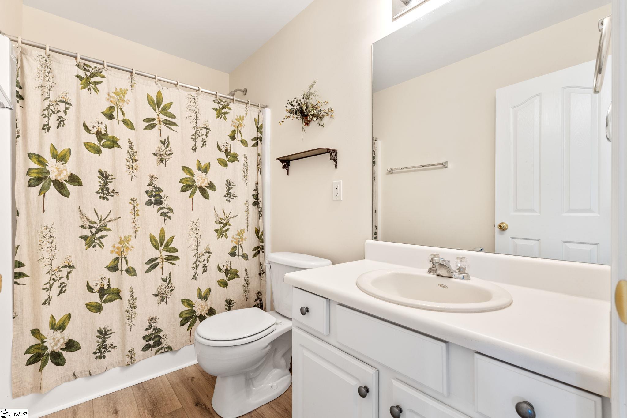 100 Becket Court Property Photo 22