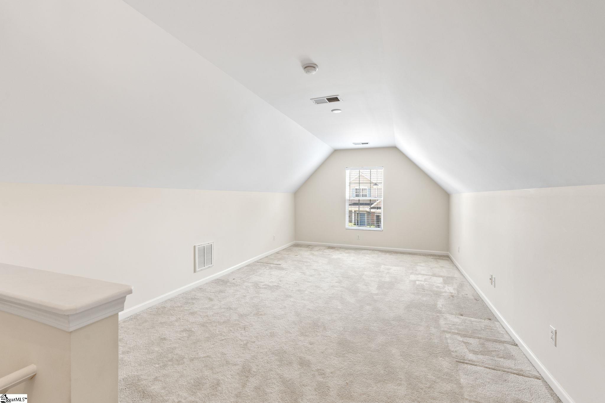 100 Becket Court Property Photo 24
