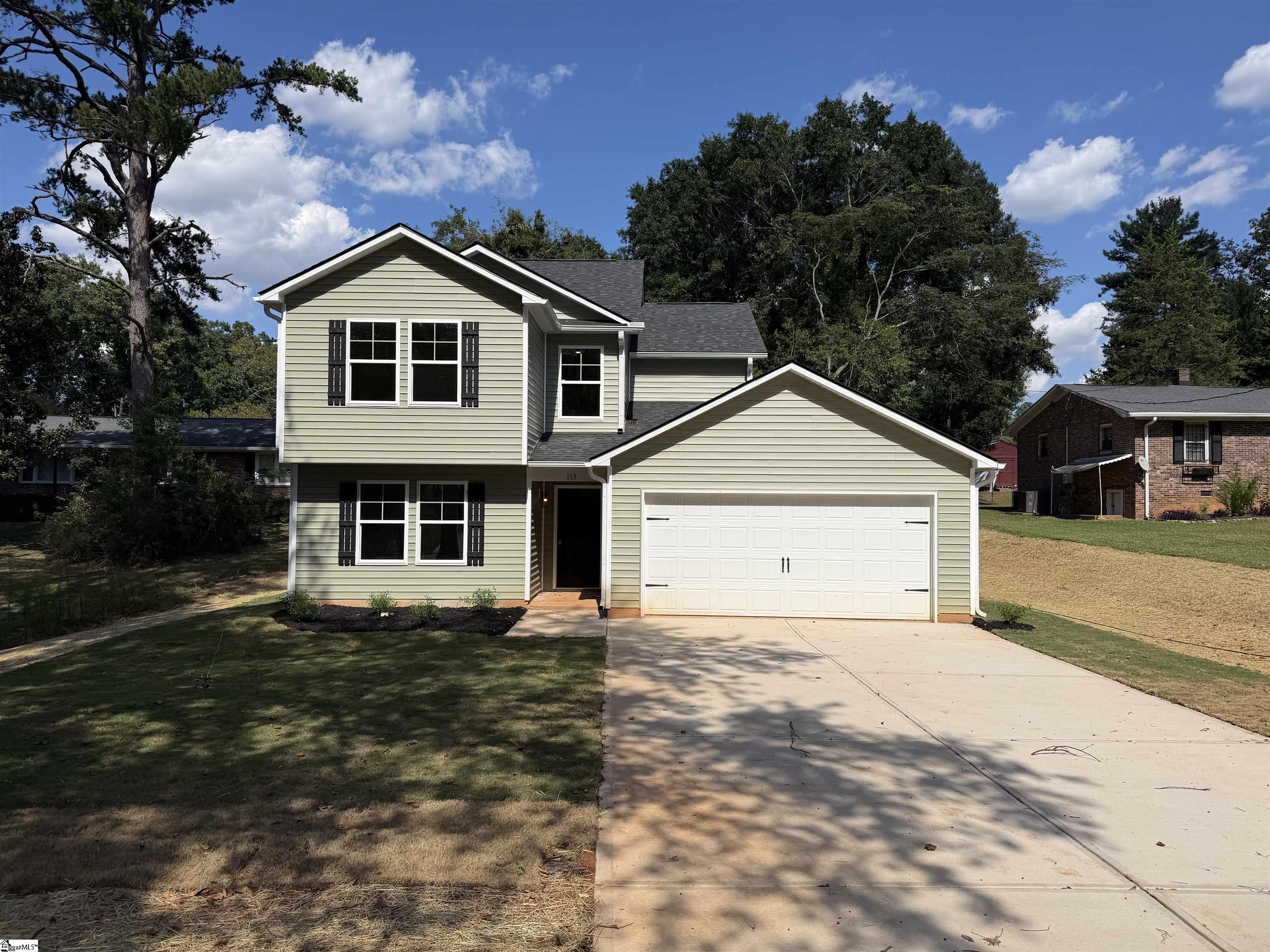 113 Barwood Circle Property Photo 1