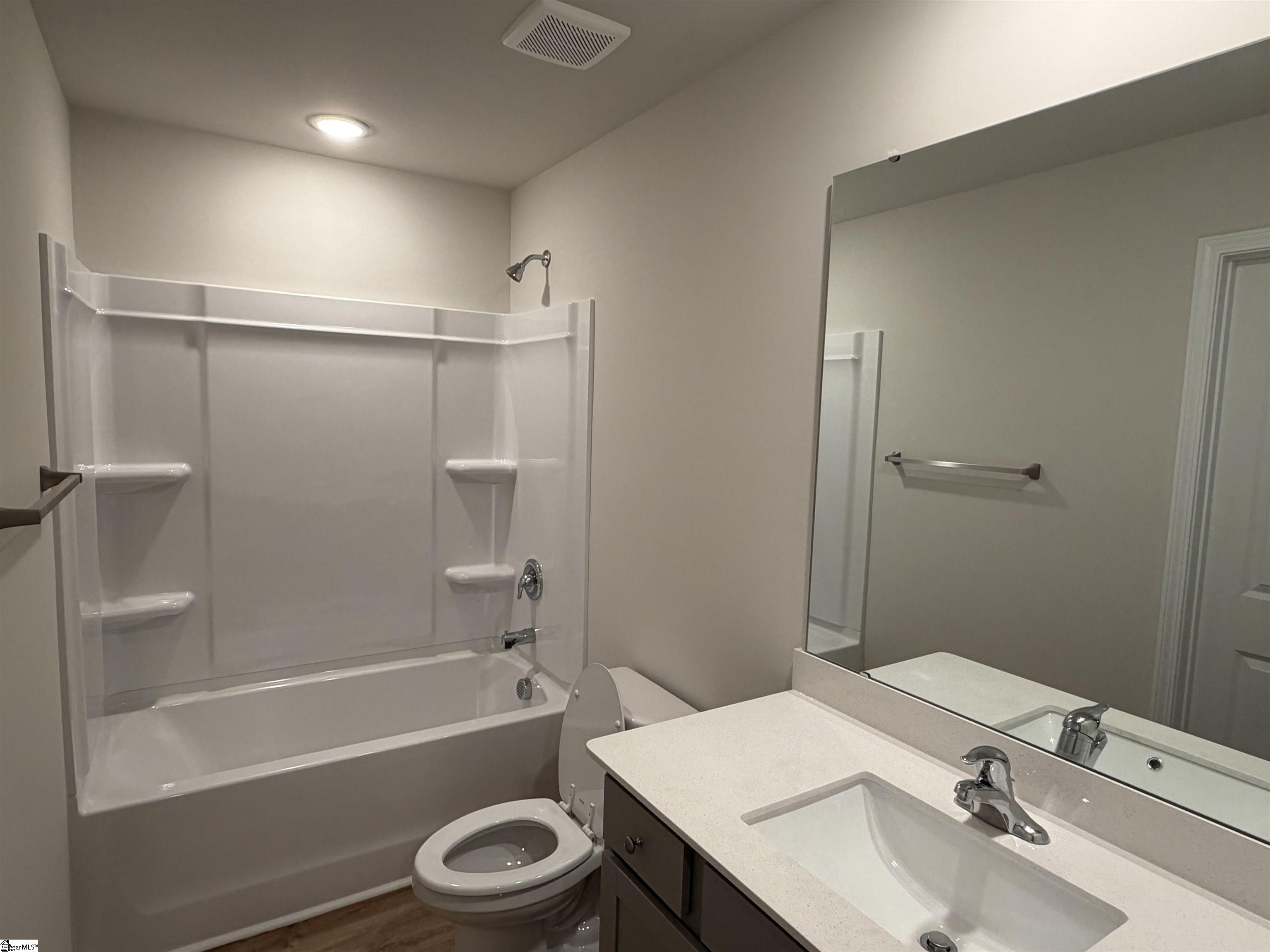 113 Barwood Circle Property Photo 3