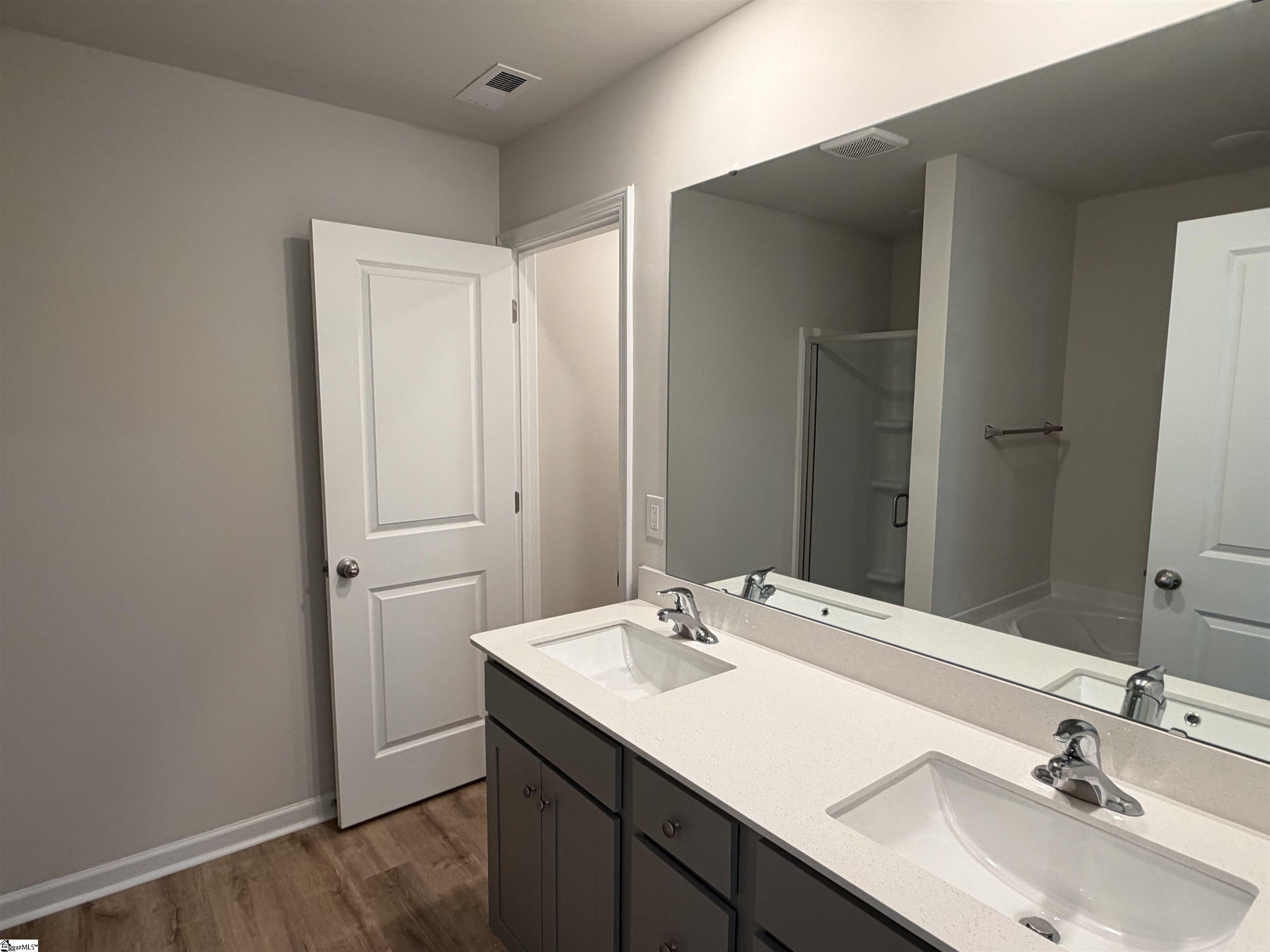 113 Barwood Circle Property Photo 10
