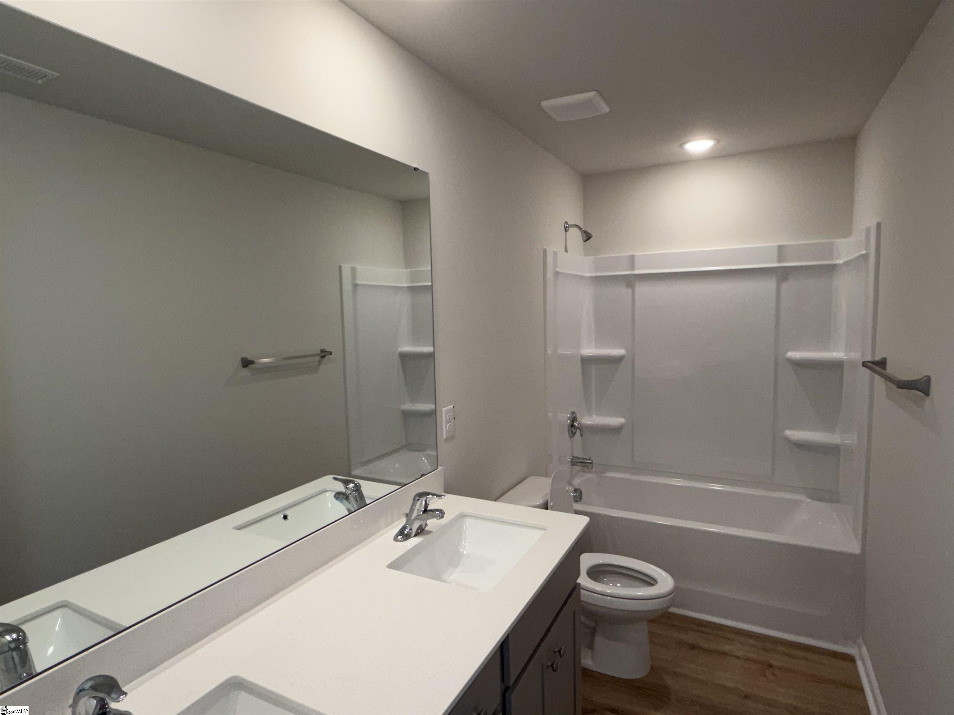 113 Barwood Circle Property Photo 13