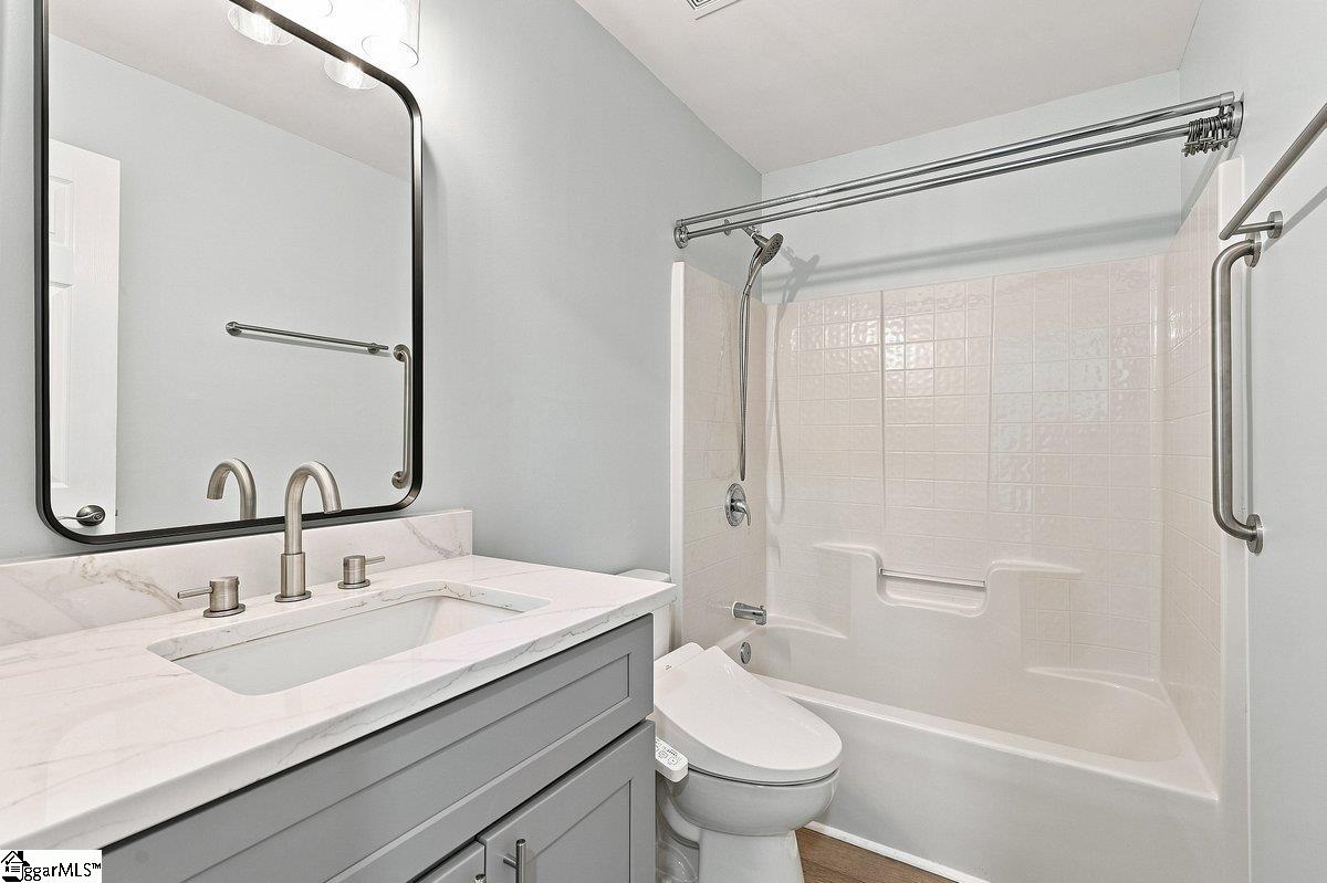 407 Flanders Court Property Photo 25